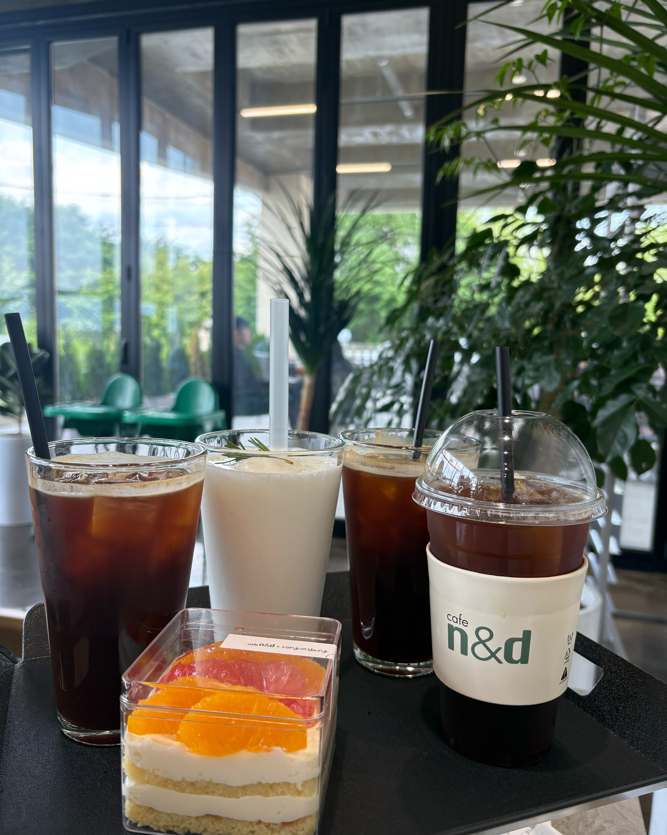 추천받아서 왔는데 카페가 너무 이쁘고 커피도 맛있어요~!~!~! - 대전 맛집 cafe N&D