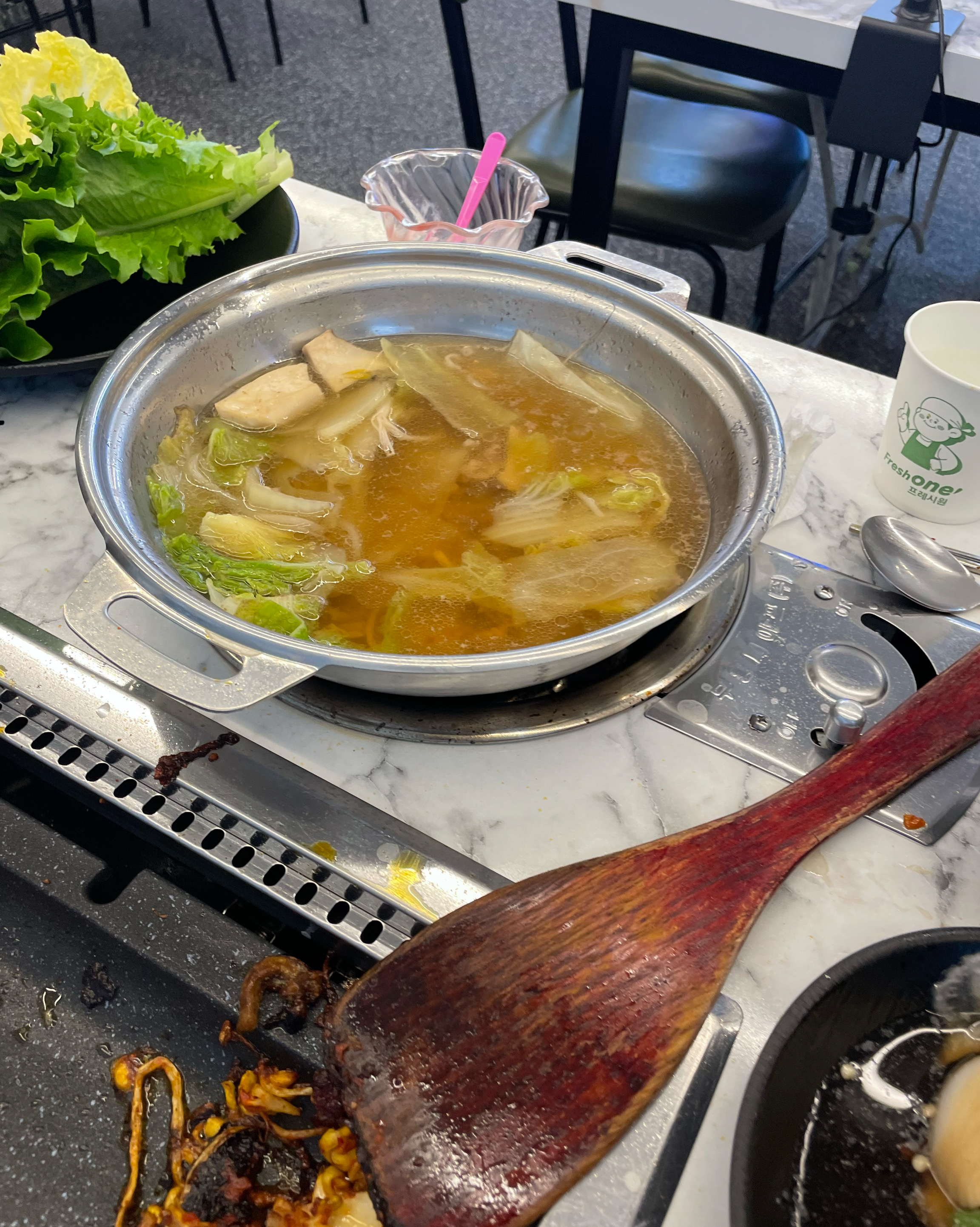 매장 넓어서 이용하기 편하고 맛도 괜찮았습니다 - 대전 맛집 푸고 둔산점