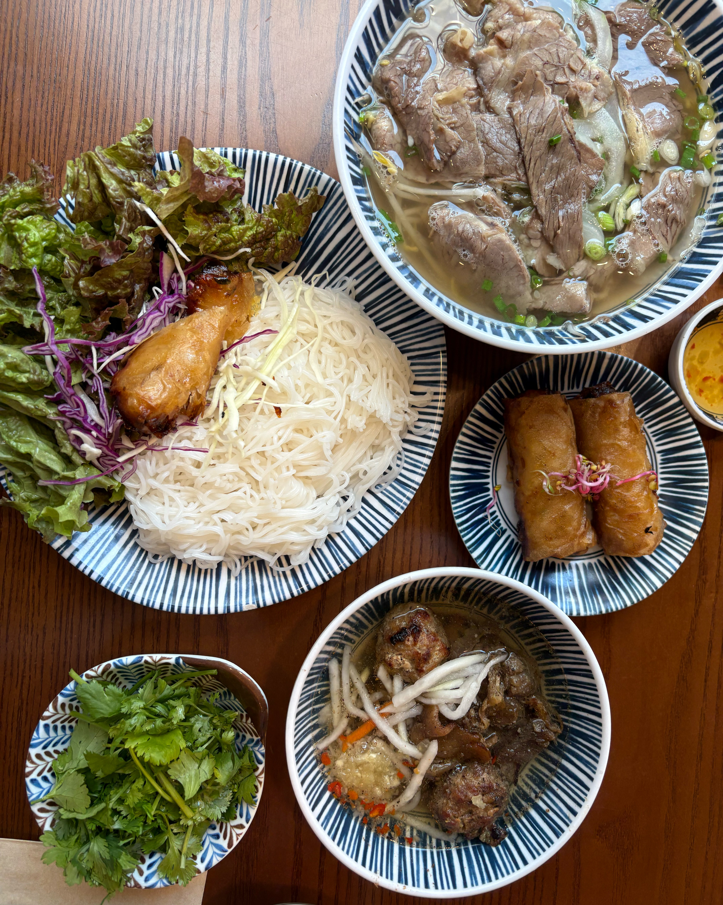 항상 너무 맛있어요 최고 ㅜㅜ 국물이 진국이니 다들 드셔보시길…😇😇🥹🥹🤩 - 대구 맛집 라이첸 본점
