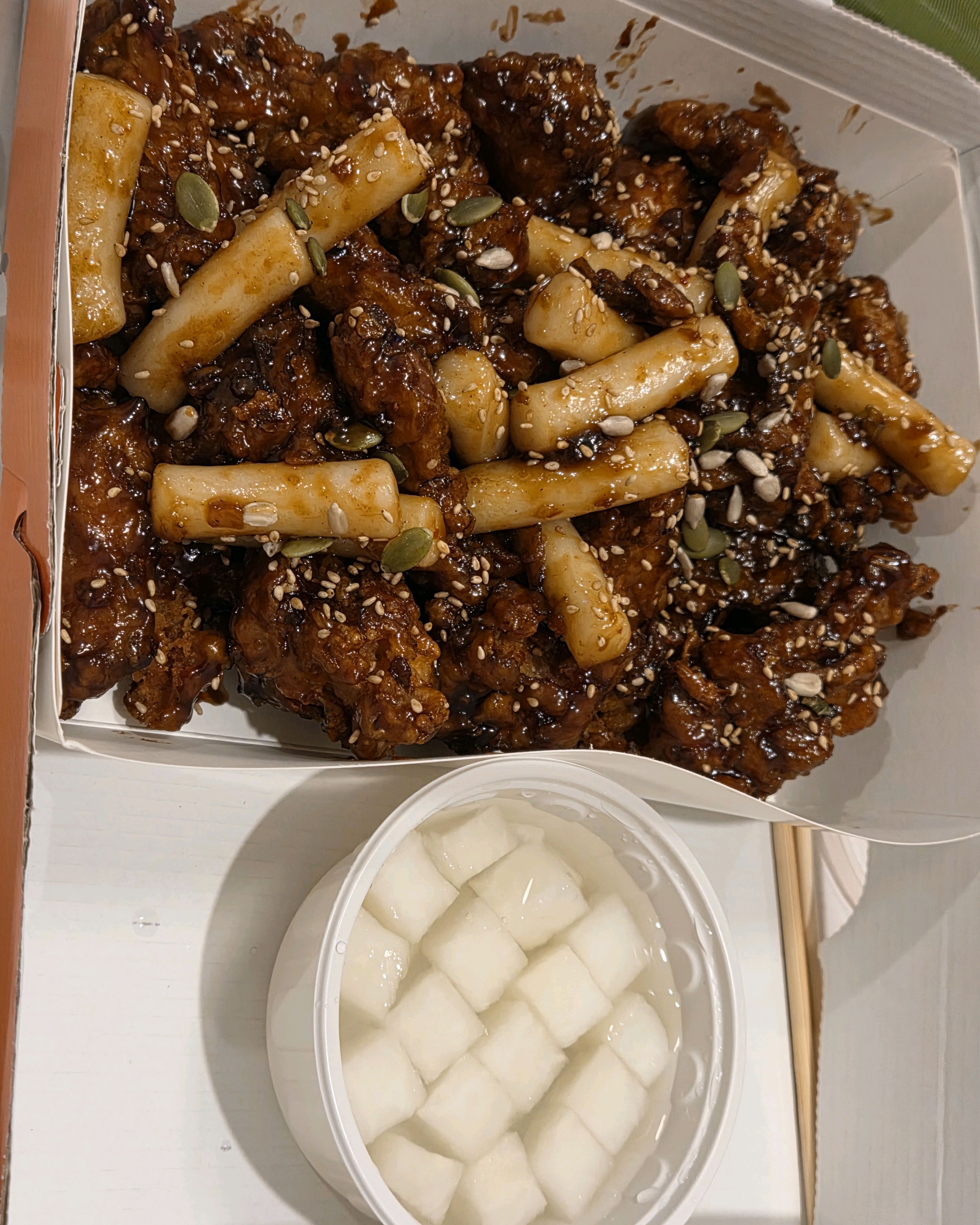 순살이였고 매콤한게 맛있어요. - 대전 맛집 스모프치킨 대전본점