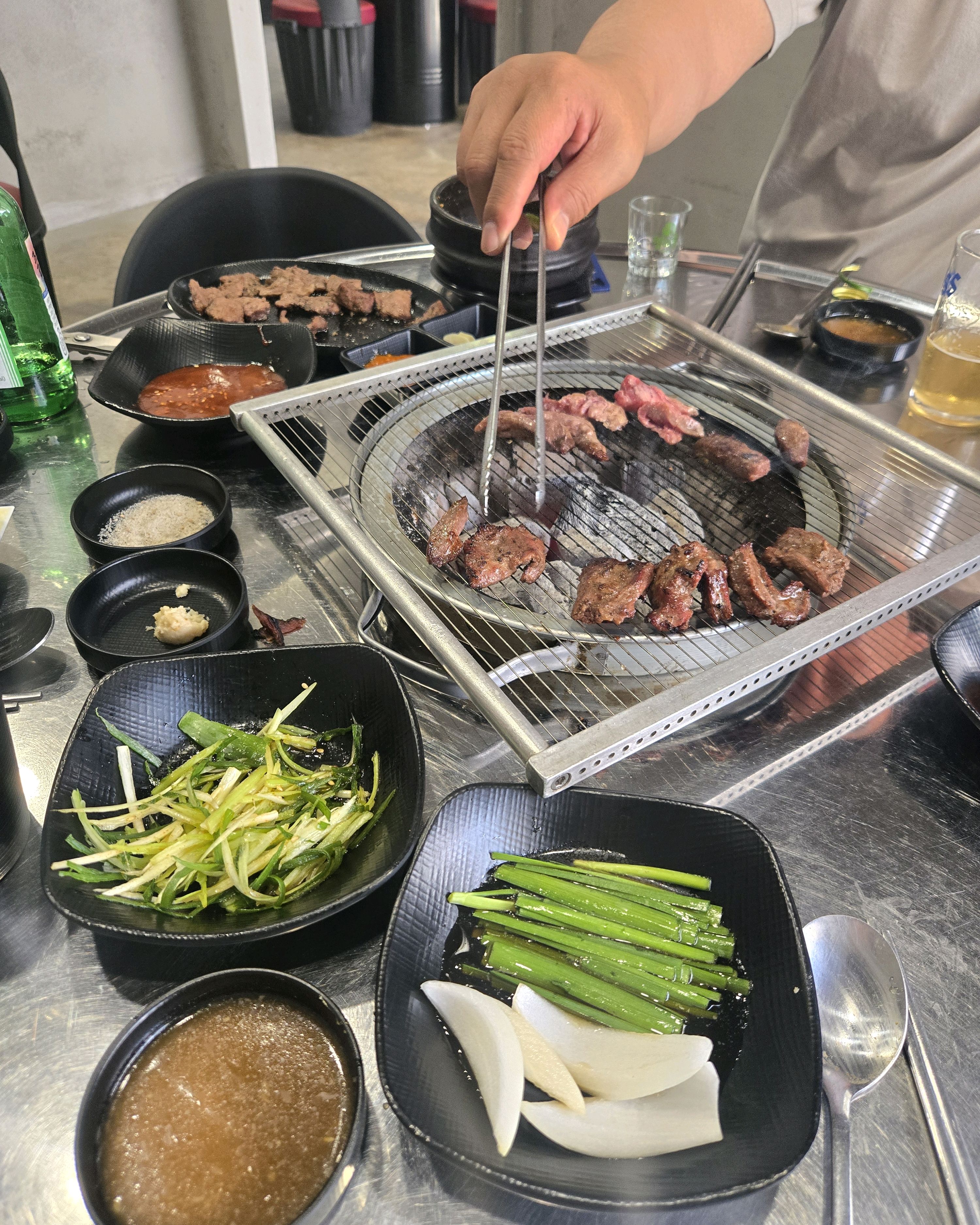 집근처라 한번 와 봤는데 주택이었던 곳이라 - 대전 맛집 춘선소제동 숯불구이