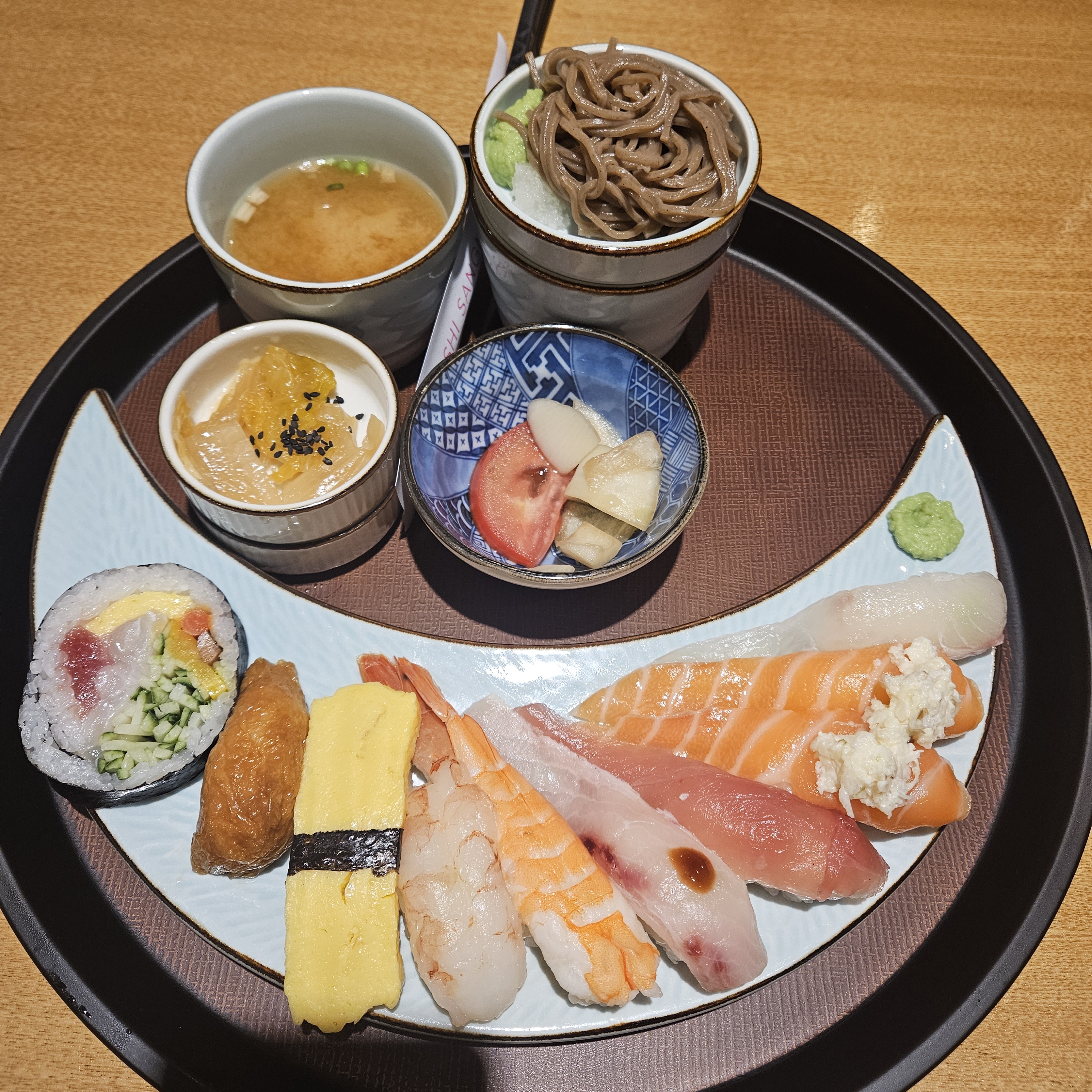 메뉴 구성이 알차고 맛있었어요! - 대전 맛집 상무초밥 둔산점
