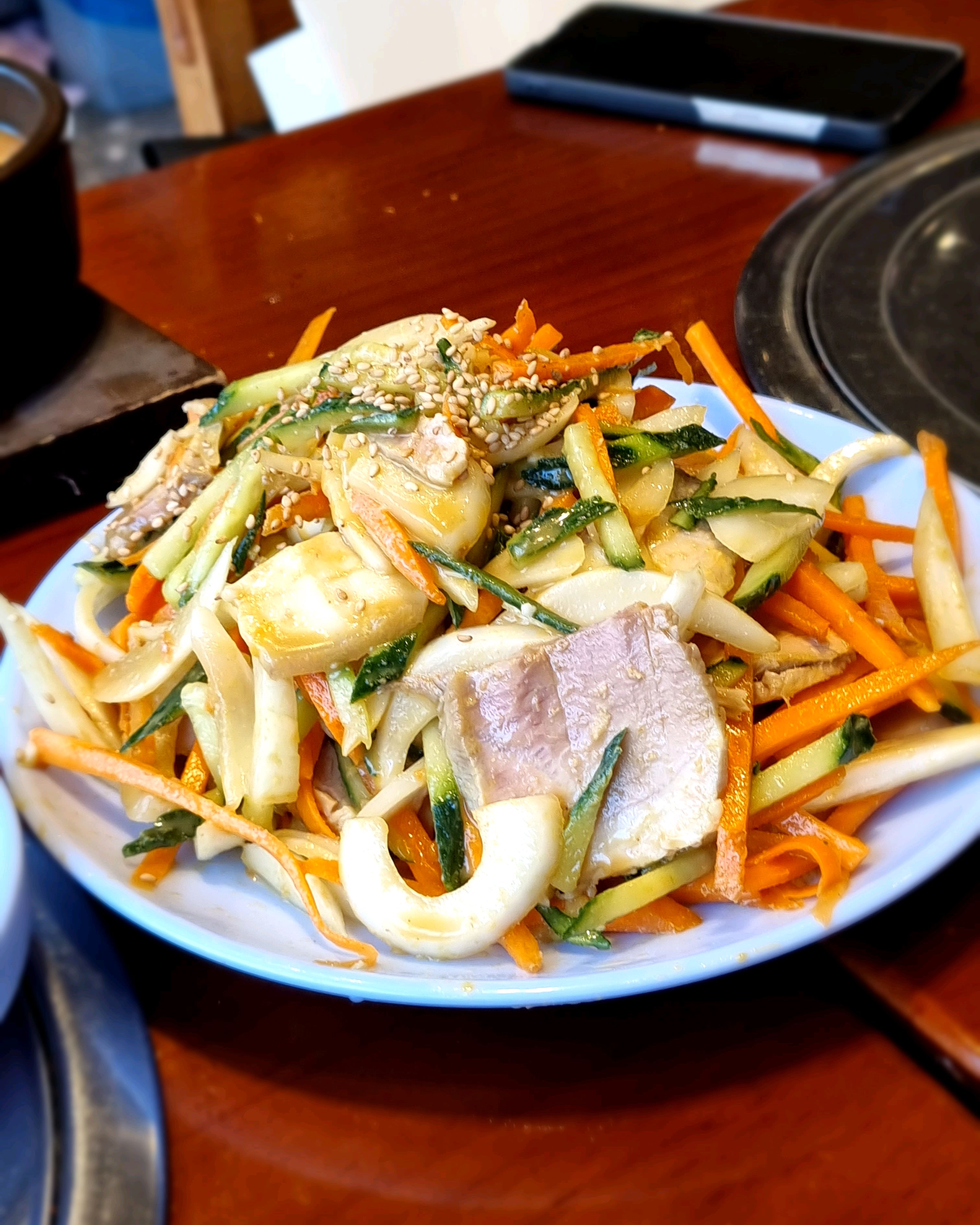 항정돼지국밥이랑 냉채수육 맛있어요!! - 대구 맛집 산더미 미성돼지국밥