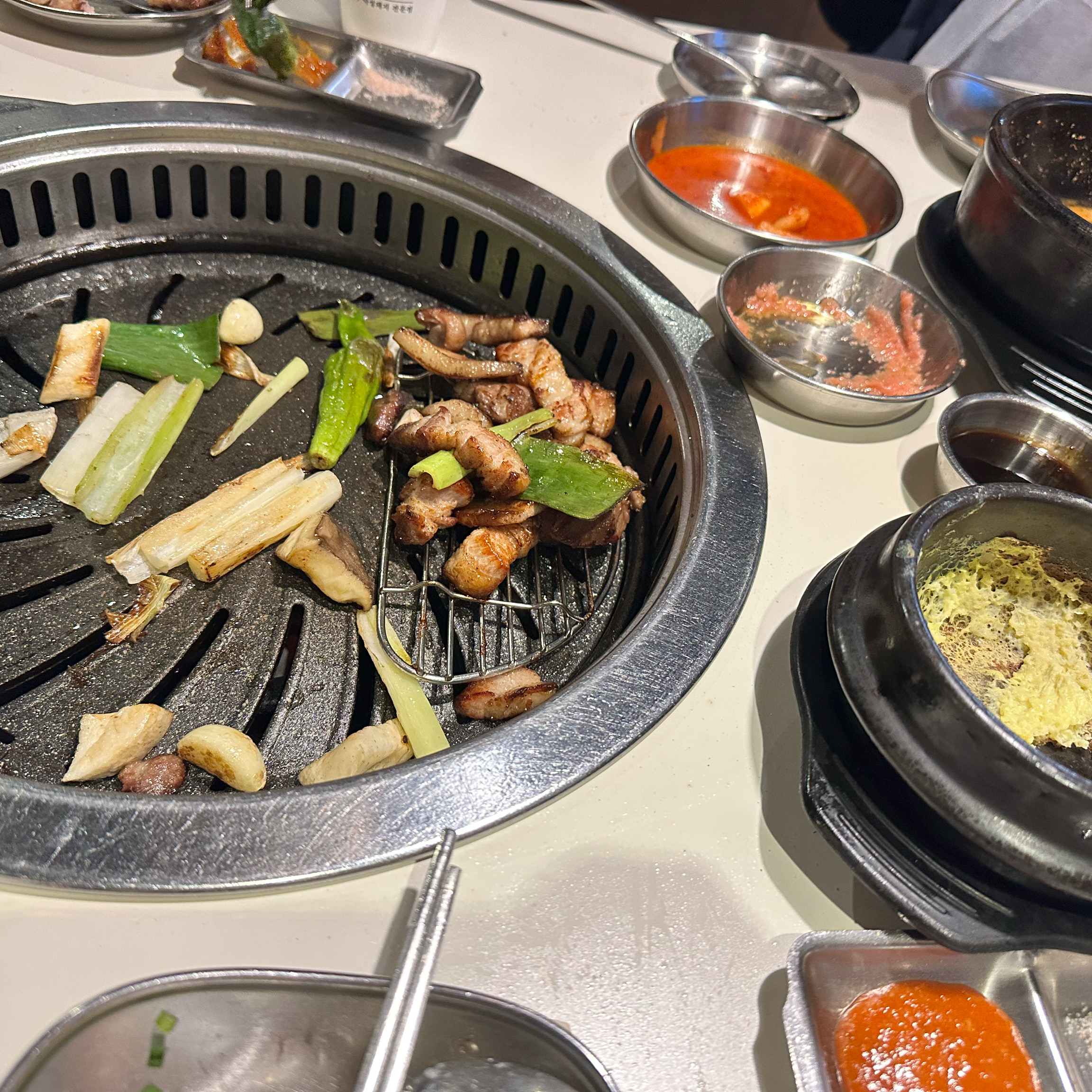 삼겹살 먹고 싶어서 검색해서 찾아왔어요 - 성수 맛집 고집132 성수본점