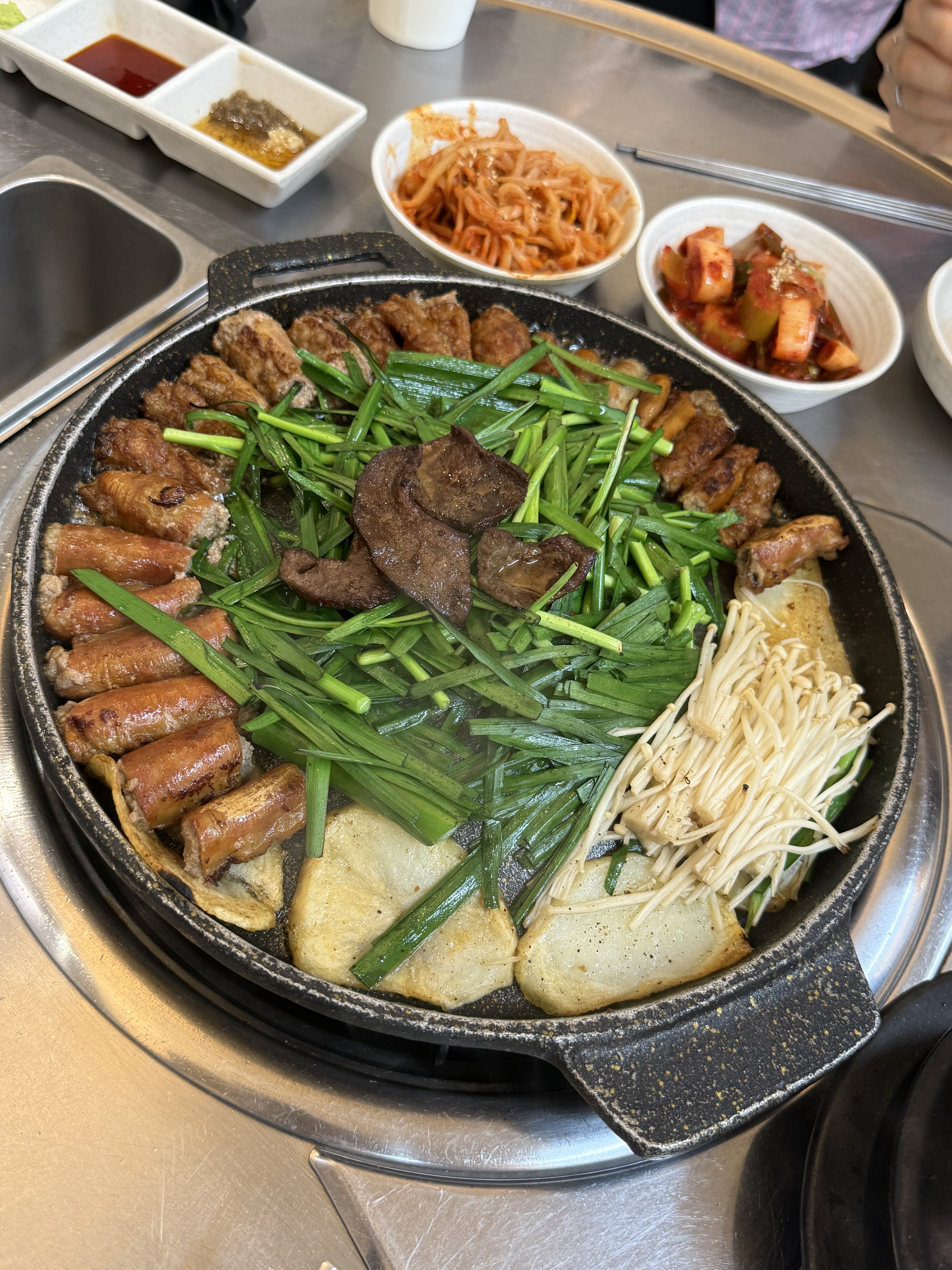 곱창 너무 맛있고, 비린 맛이 하나도 안나서 더욱 맛있게 먹었습니다 ~ - 대전 맛집 벽돌곱창 시청본점