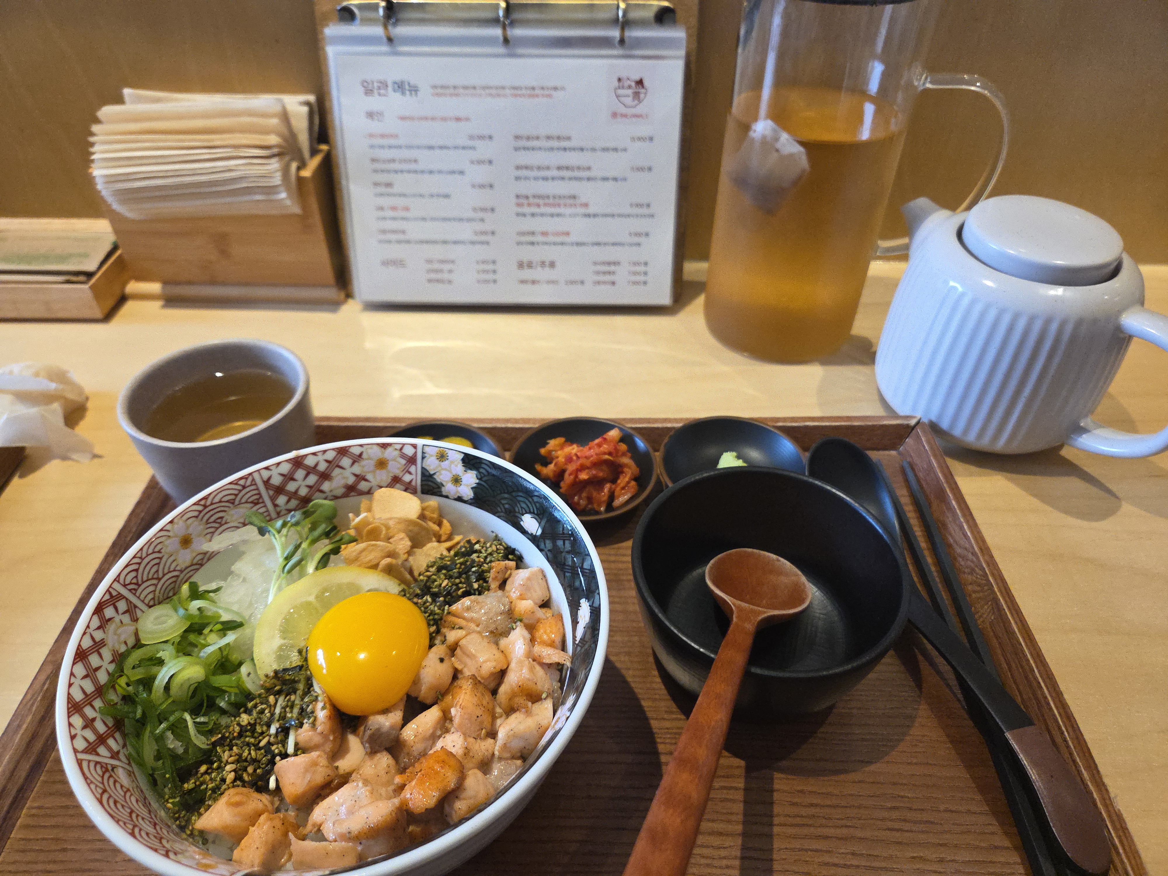 갈마동 맛집입니다! 연어 오차즈케 먹었는데 맛있었어요! - 대전 맛집 일관 대전갈마동본점