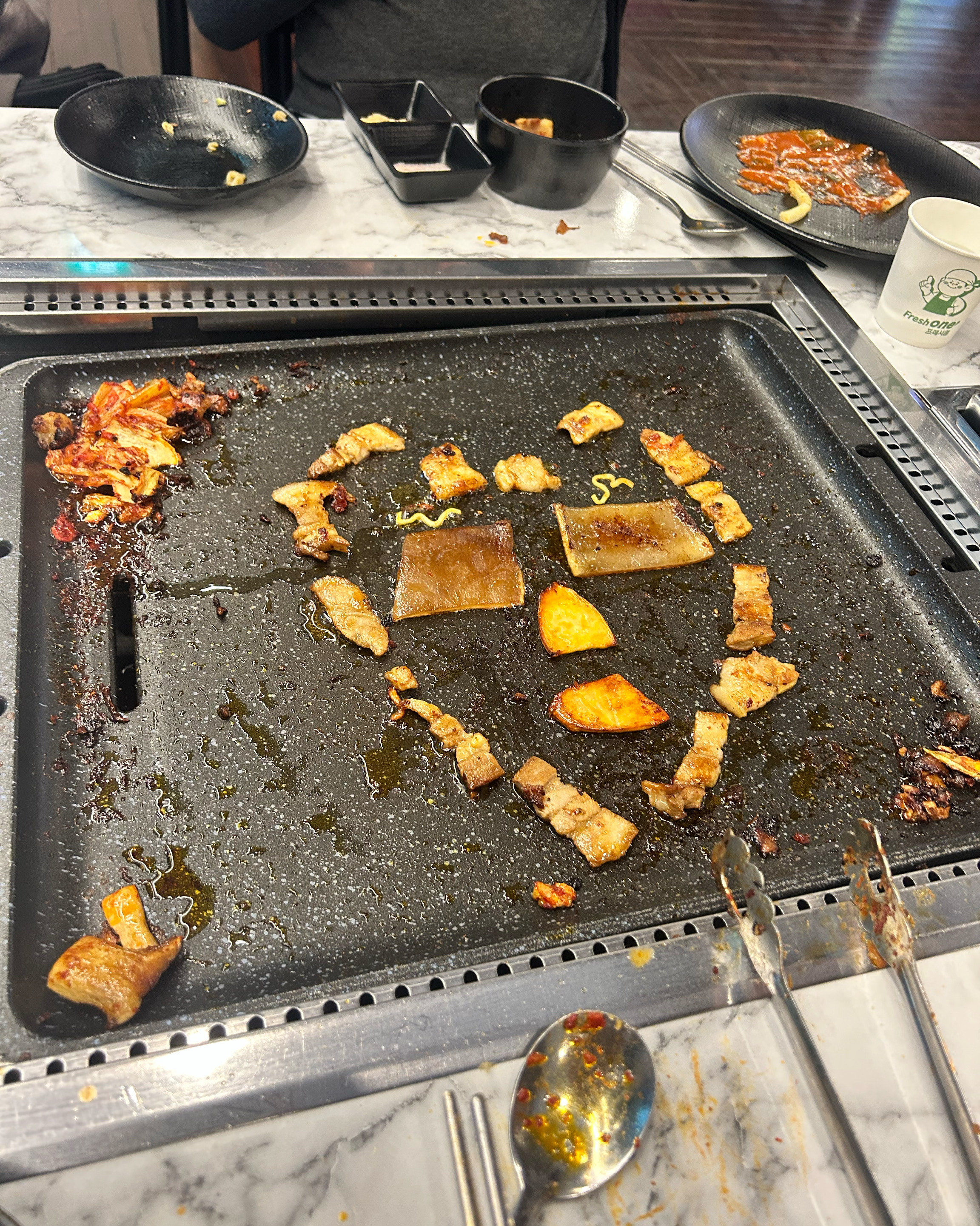 직원분들이 다들 친절해서 좋아요!! - 대전 맛집 푸고 대전은행점