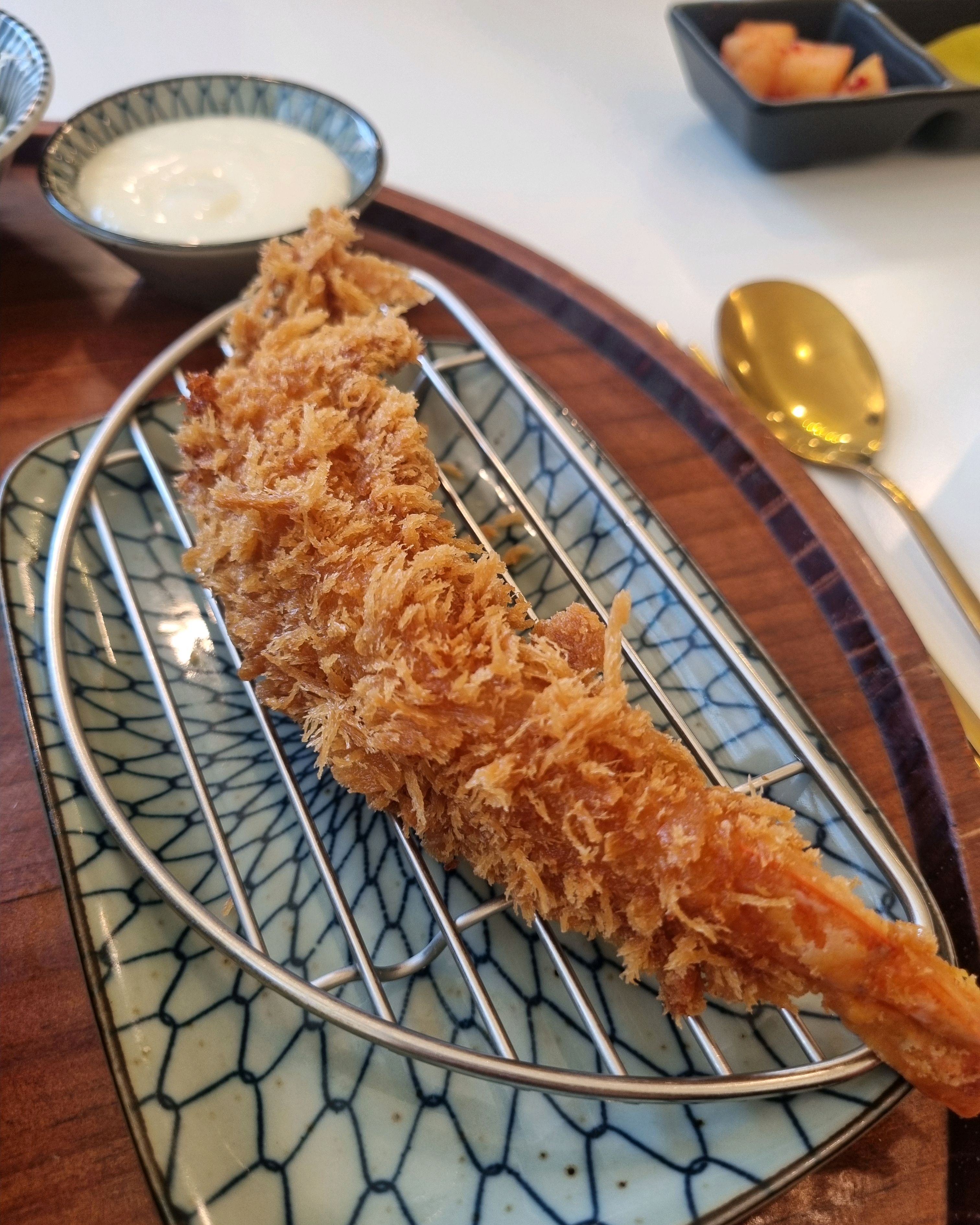돈까스랑 새우튀김 다 빠삭하고 왕 크고 맛있어요! - 철산 맛집 백소정 철산점