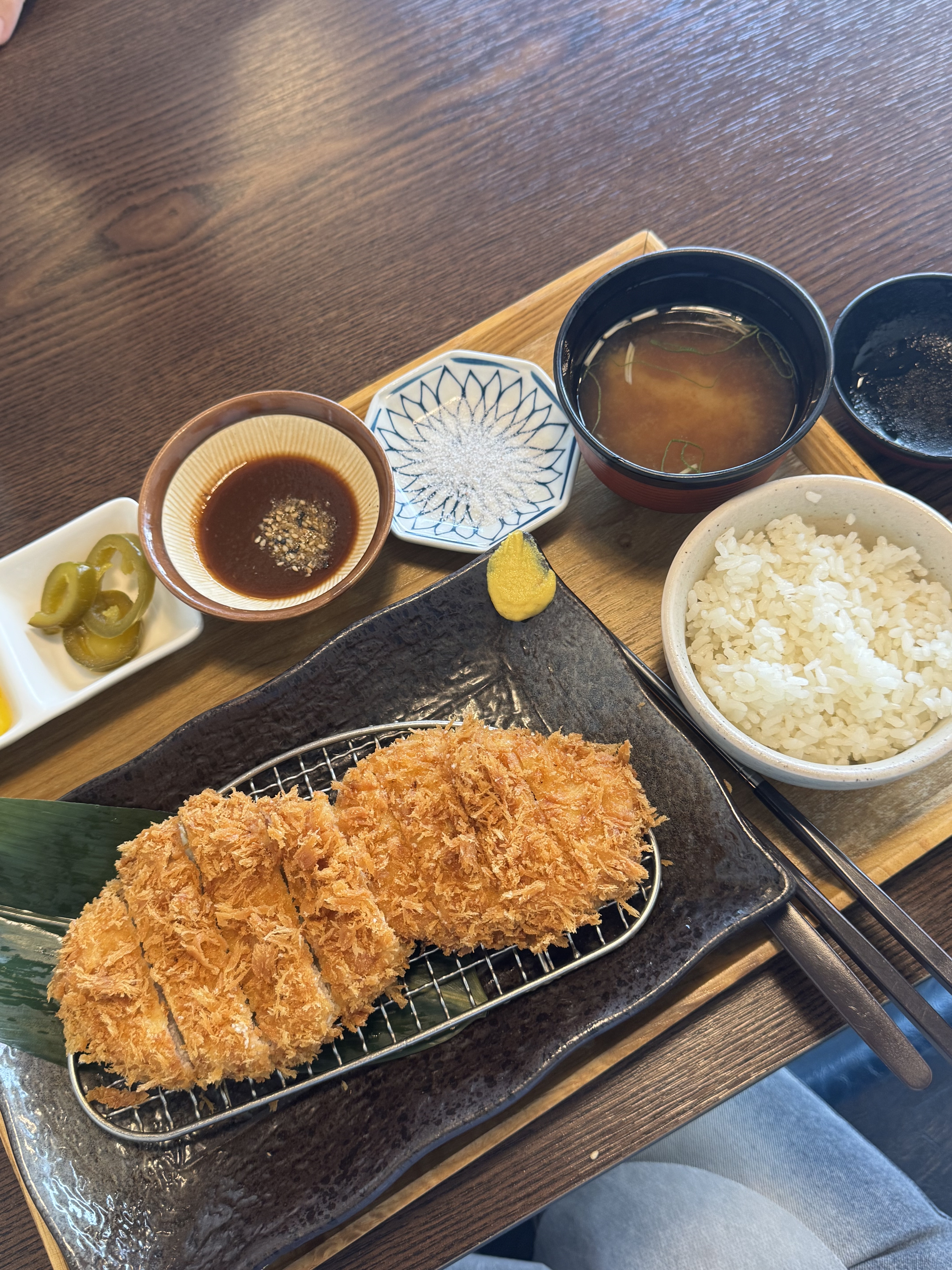 카츠 부드럽고 바삭해서 맛있게 잘먹었습니다!! 시내에서 카츠먹을때 여기오면댈듯!! - 대구 맛집 하지메 카츠 대구동성로점