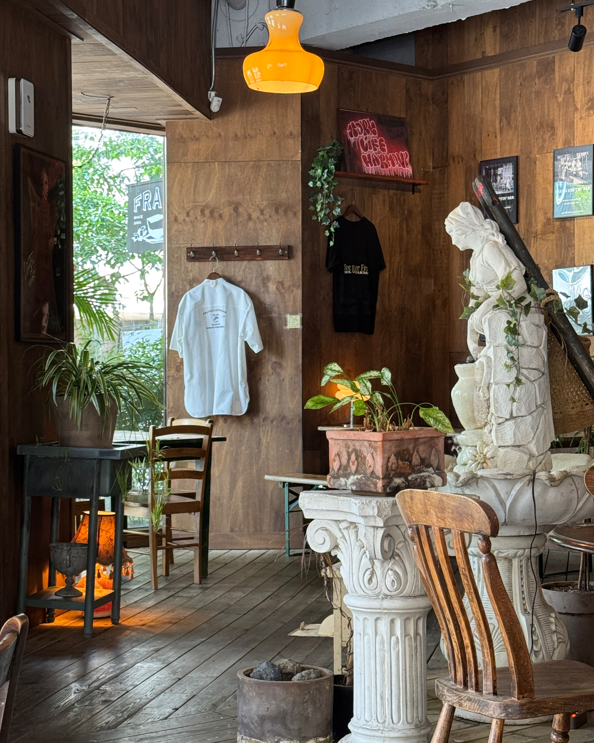 분위기도 너무 좋고 커피랑 디저트 다 맛있어요🤭 - 대전 맛집 프랭크커핀바 대전둔산점