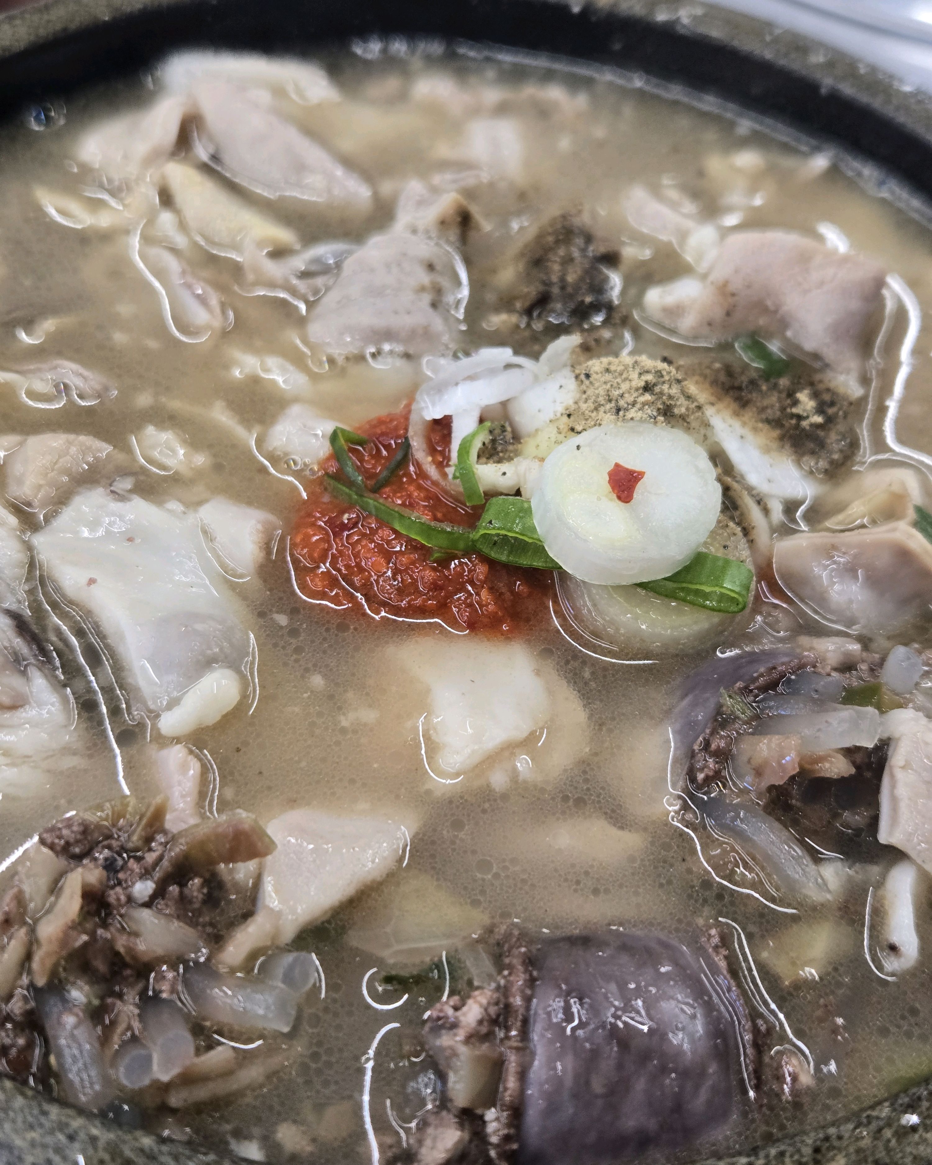 왜 웨이팅이 있는지 알 수 있는 맛이에요 - 대전 맛집 오문창순대국밥