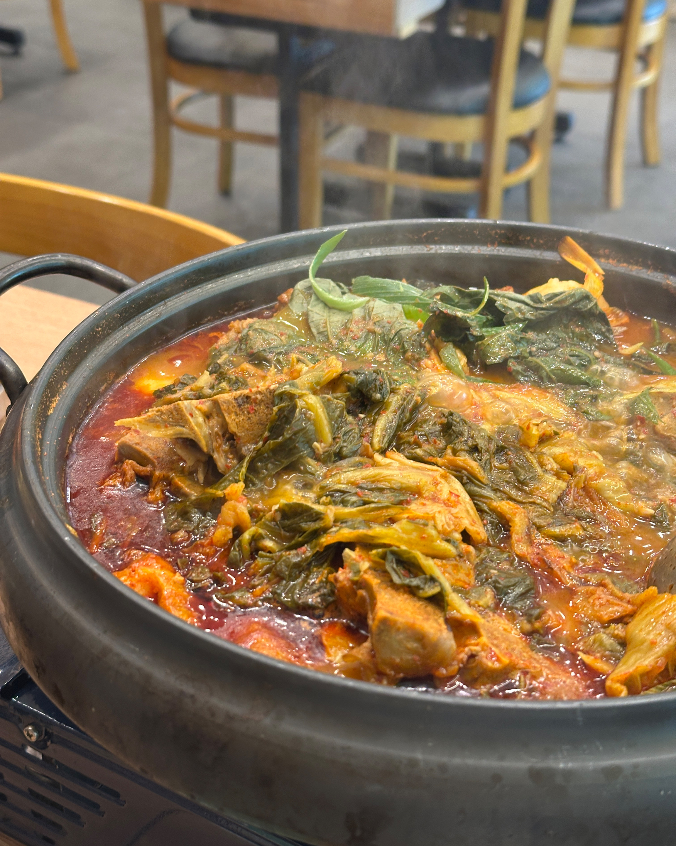 너무맛있어요 👍🏻👍🏻👍🏻 양도 진짜 많아요!!!😊 - 대전 맛집 조프로뼈구이 관평점