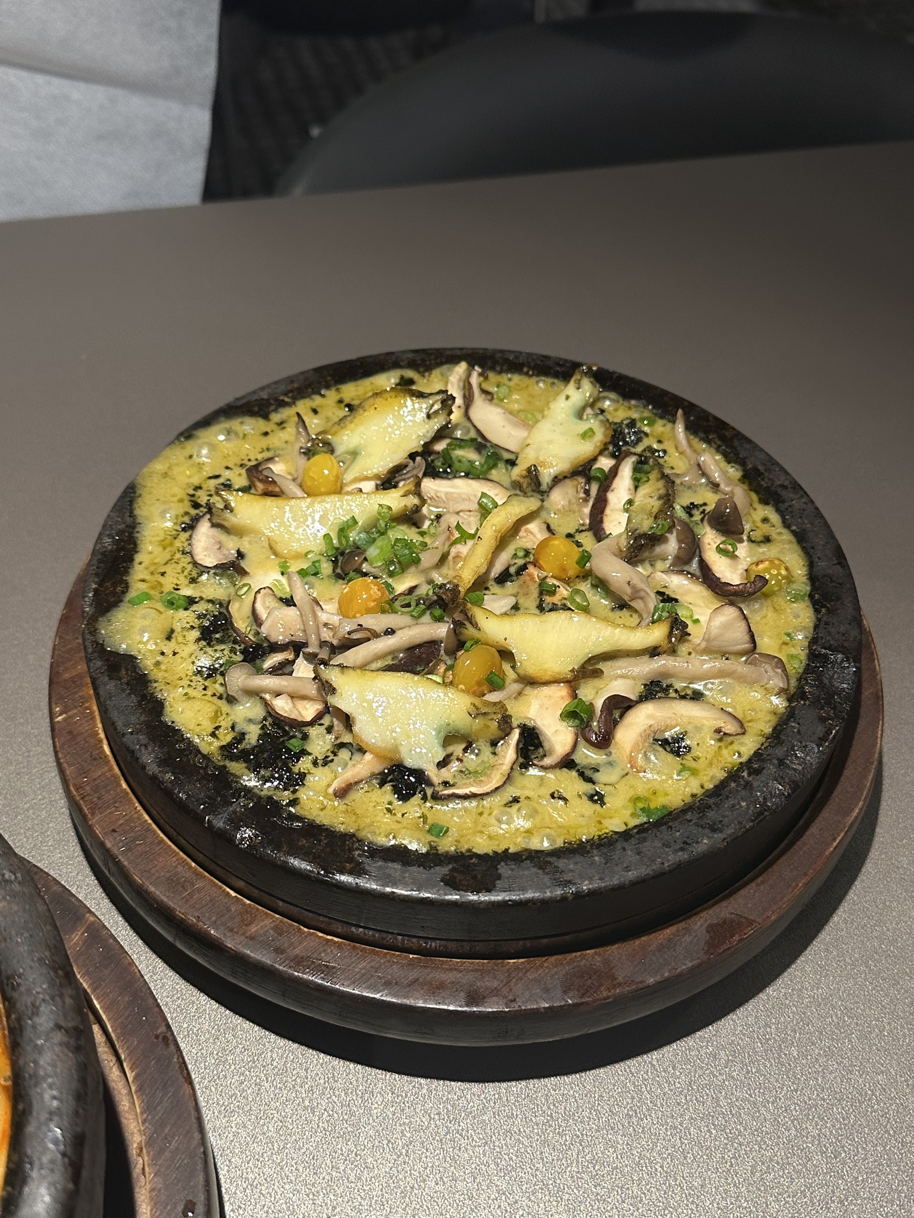 음식도 맛있고 직원분들도 친절하셔요 - 성수 맛집 이태리국시 성수