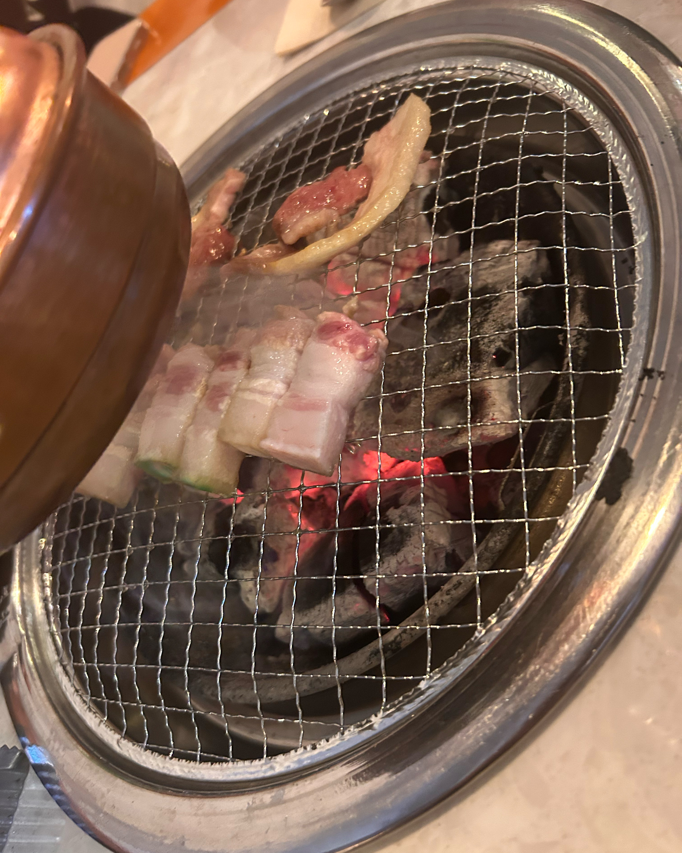 완전 맛나고 분위기도 좋아용 - 성수 맛집 뚝딱 성수점