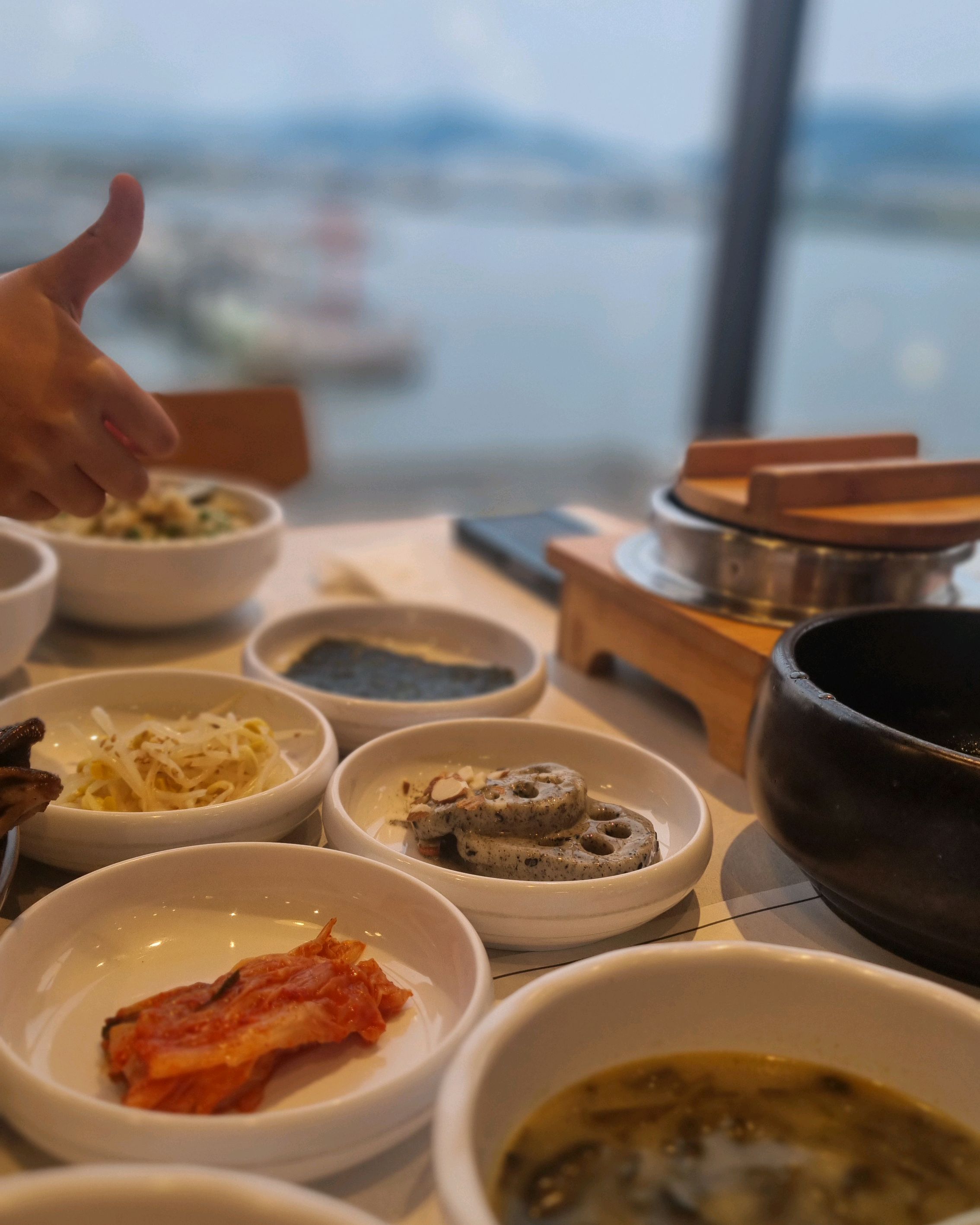 카페를 능가하는 멋진 뷰예요 - 부산명지 해솥 명지본점