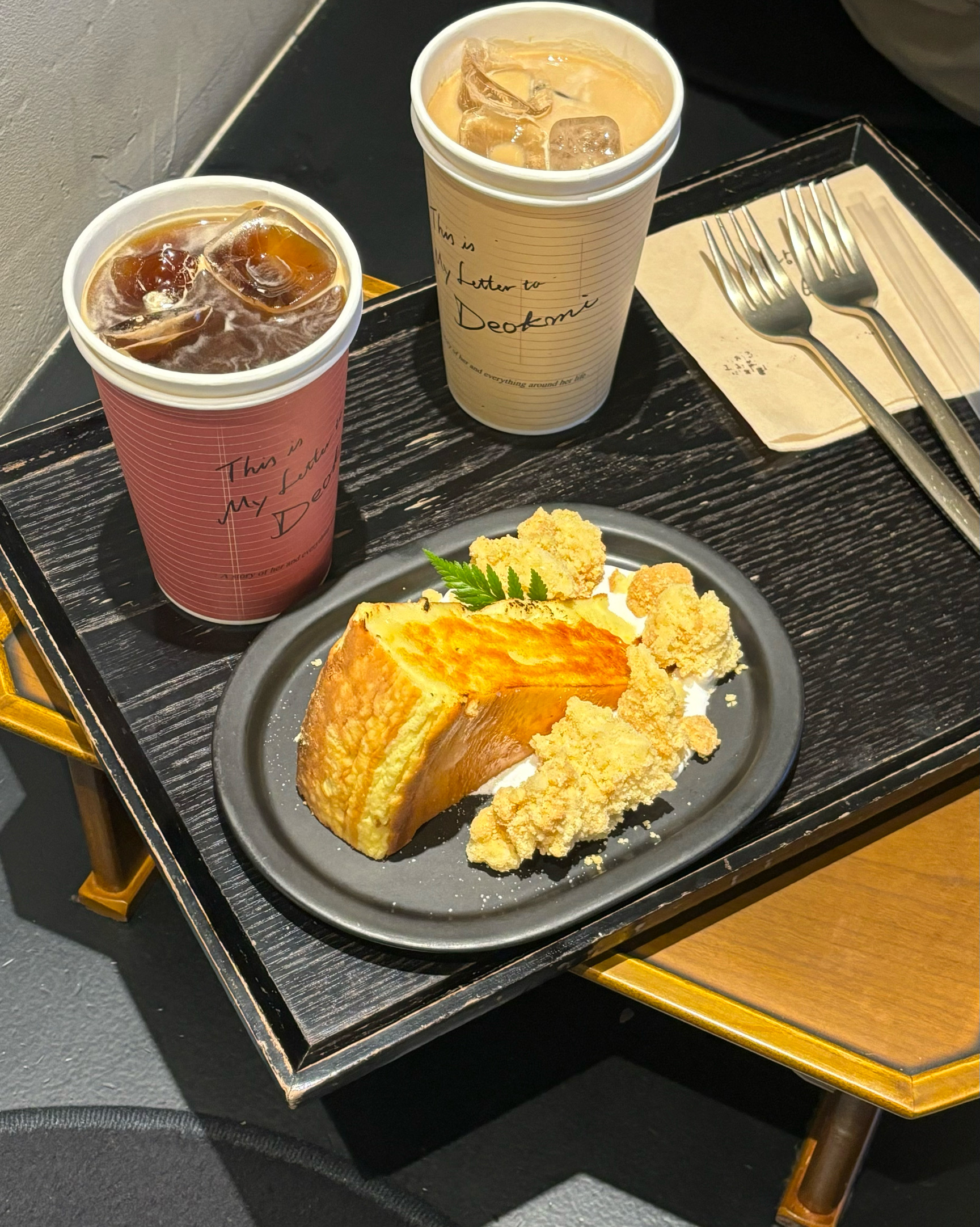뭐지 여기 커피 왜이리 맛있죠,,,,???? 꼬숩고 부드러운 아메리카노ㅠㅠ 쫀맛이에용💗🪽