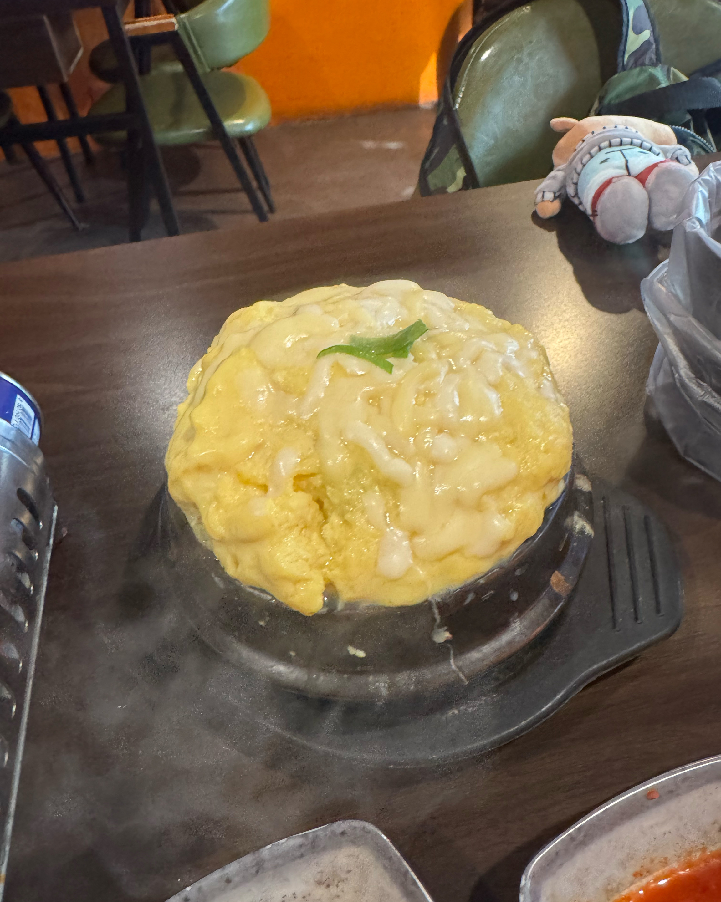 처음 방문해서 들깨 닭복음탕 시켰습니다 - 홍대 맛집 둥지닭볶음탕 홍대점