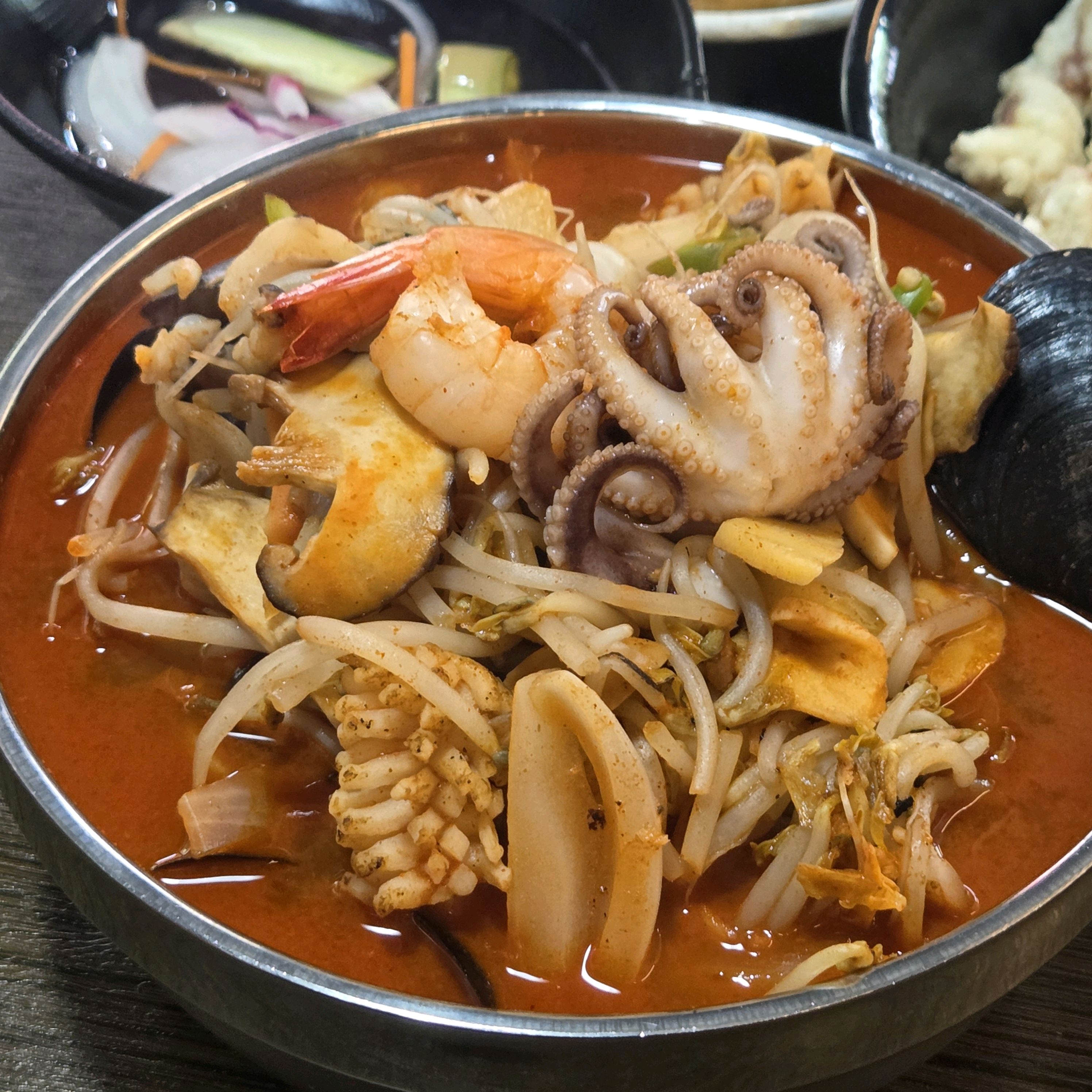 짬뽕 전문점 이름에 걸맞는 맛과 양!! - 구월동 맛집 고짬뽕