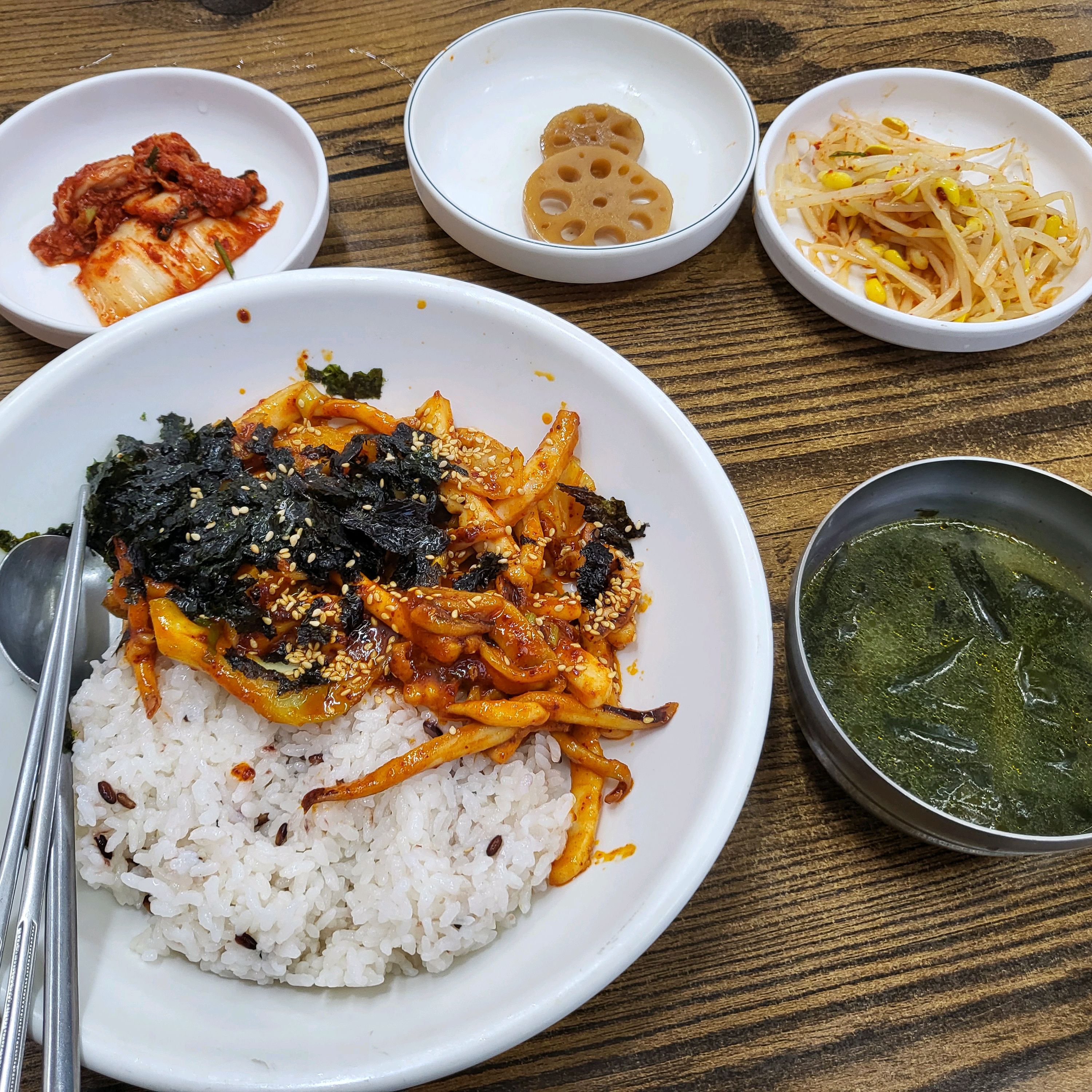 동아식당 9