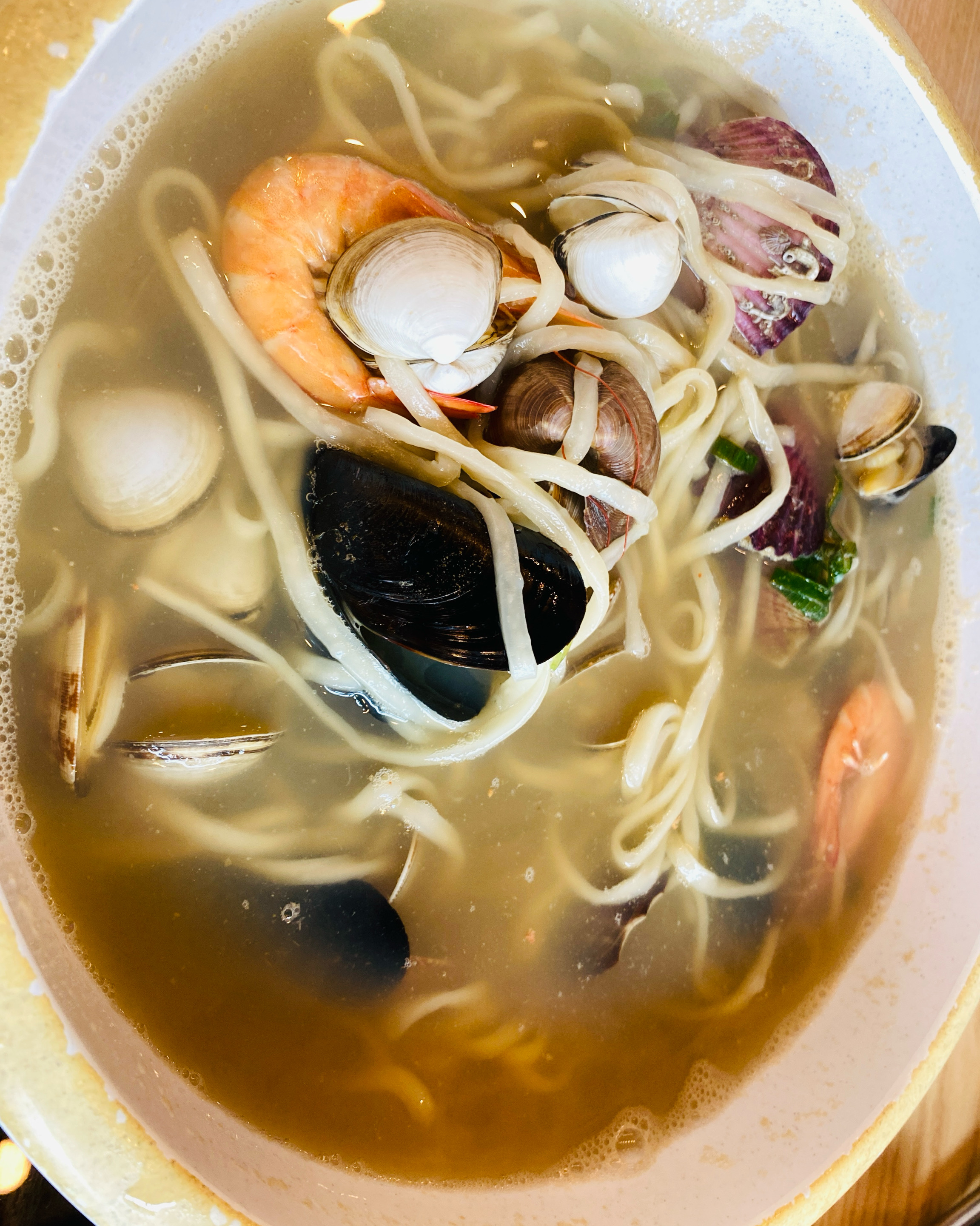 맛집이라 해서 방문했어요. - 부산기장 용궁해물칼국수 기장 오시리아점