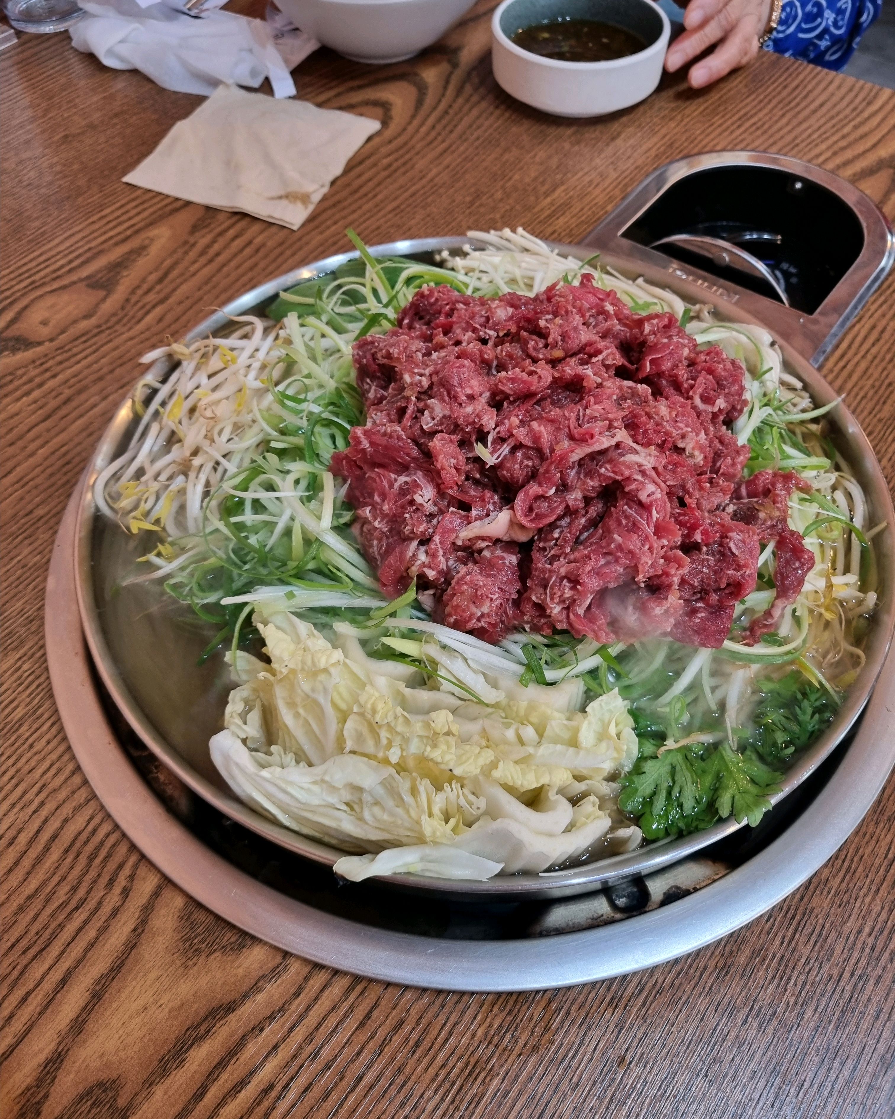 어머님 생신이라 방문했는데 고기도 부드럽고 맛있다며 잘 드셨어요. 아이도 어른도 먹기 좋고