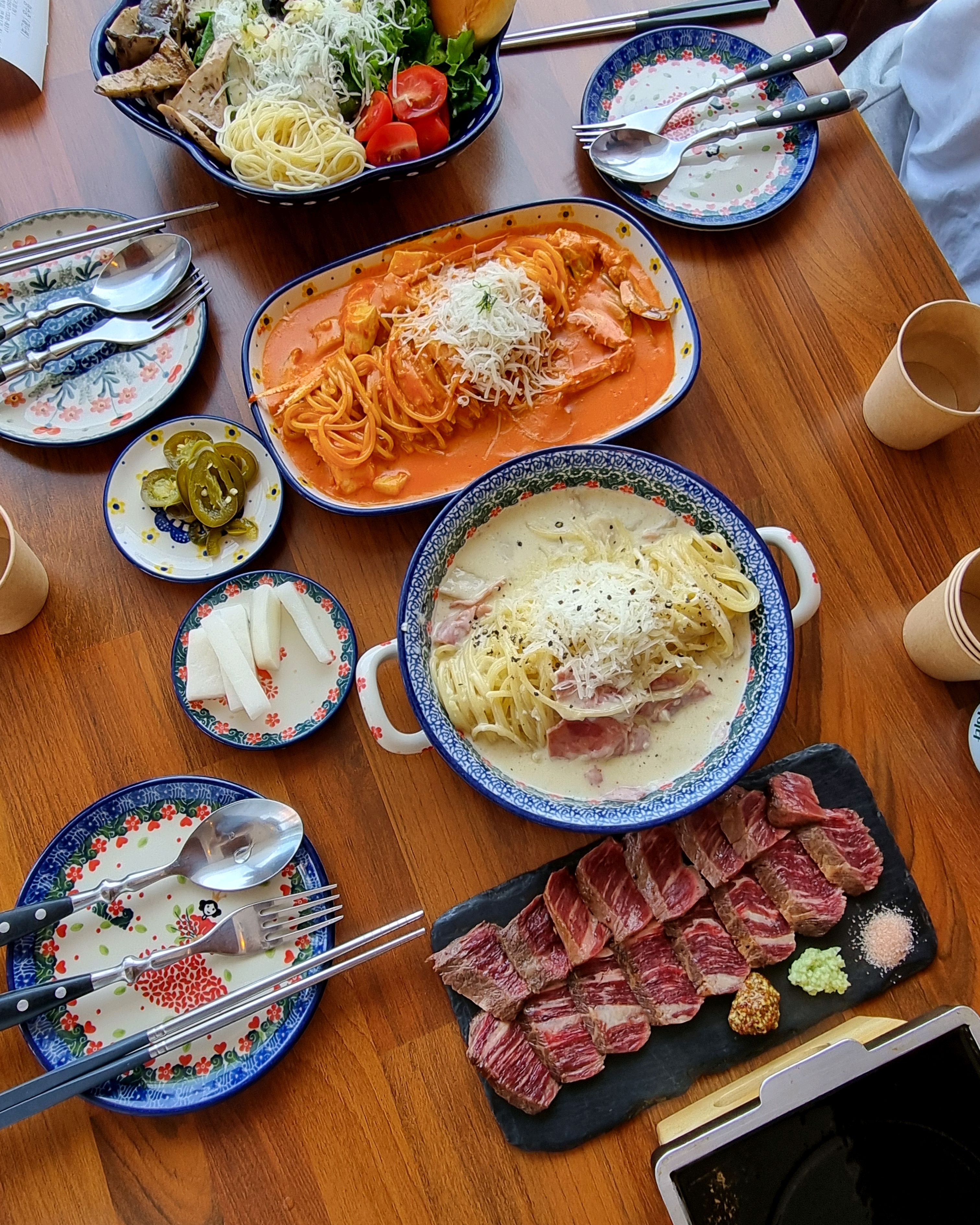 평일이라 웨이팅없이 - 부산기장 도형민식당 기장점