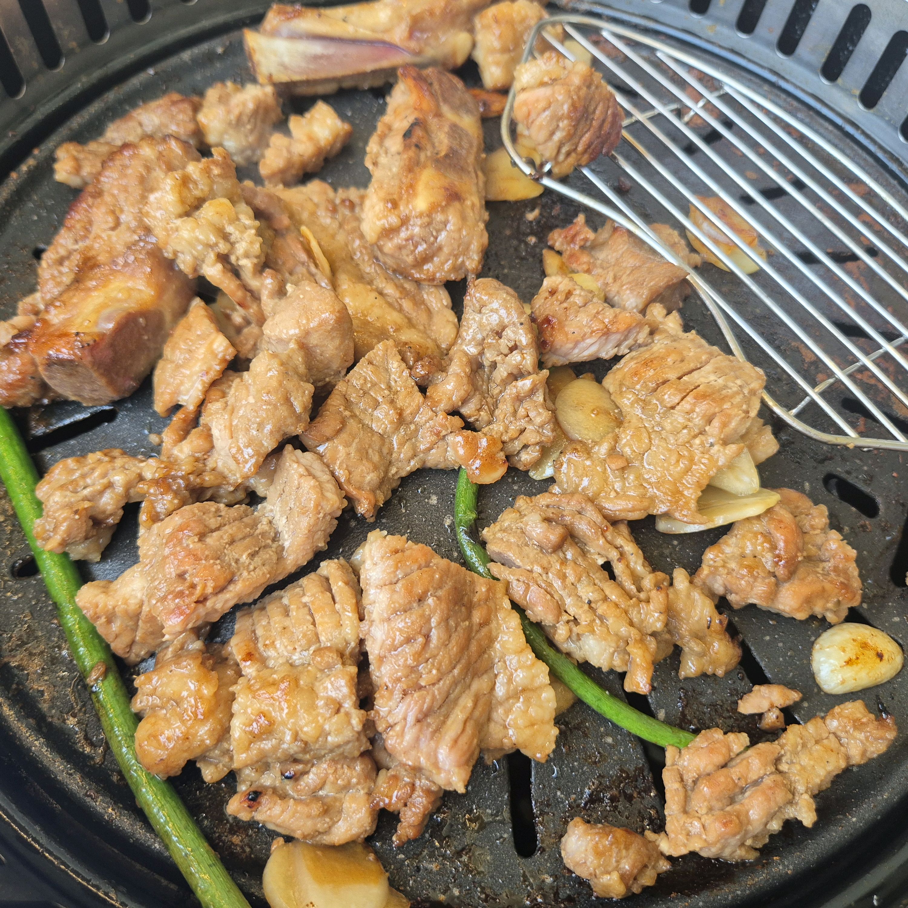 고기가 부드럽고 양념이 맛있어요 - 부산명지 명지도 금옥갈비