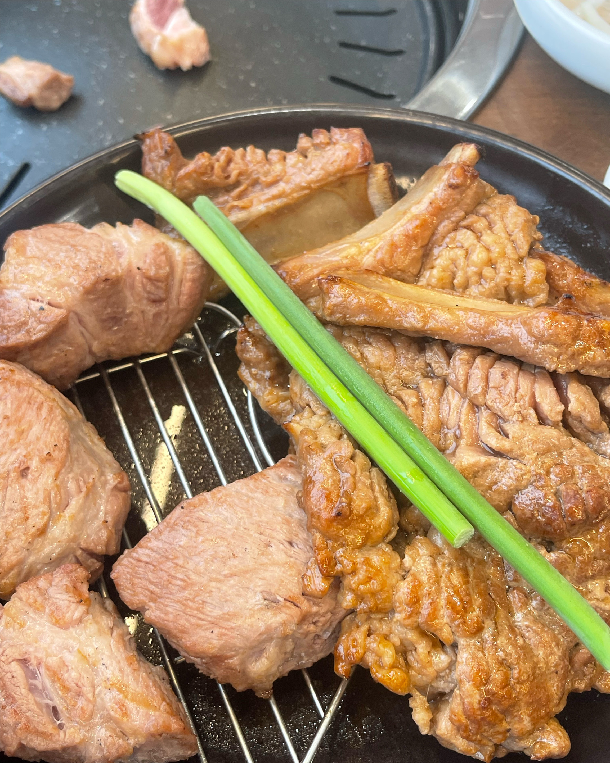 가족모임으로 왔는데 우선 매장이 쾌적해서 좋아요 ☺️ - 부산명지 명지도 금옥갈비