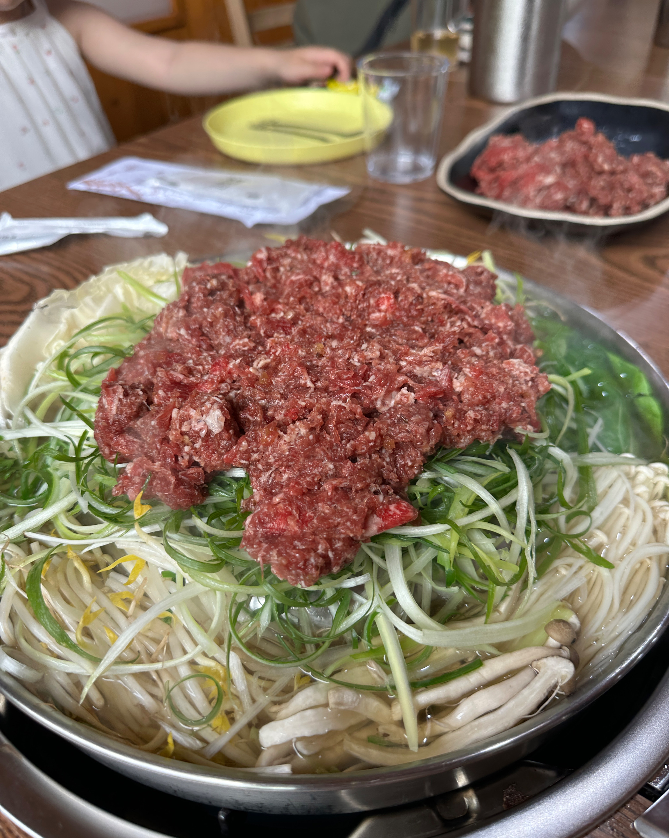 부모님 생신겸 아이들과 함께 왔는데 직원분들도 친절하시고 음식도 빨리 나와서 맛있게 먹었습