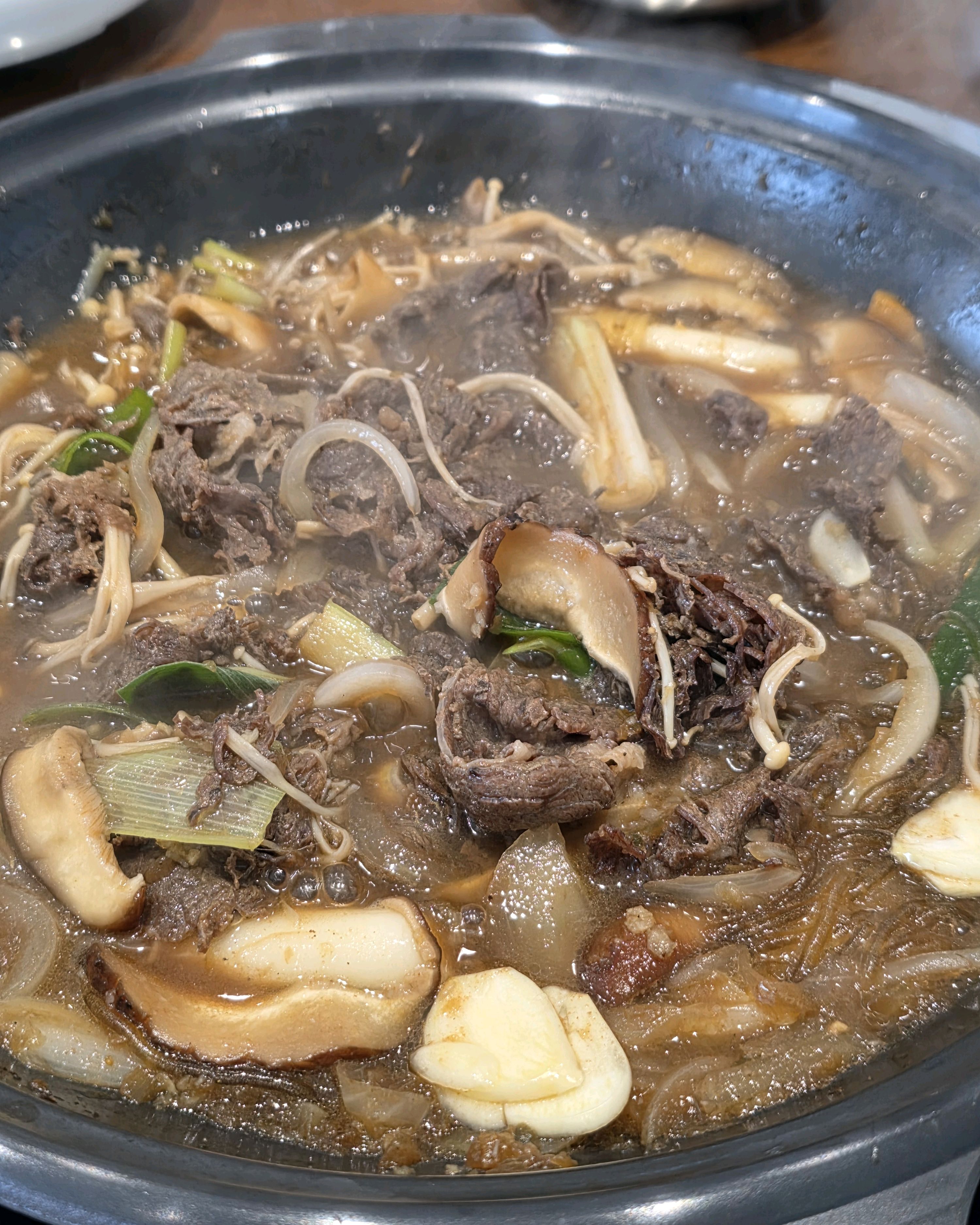 주말마다 오는 명지 1등 맛집! 밑반찬도 너무 잘 나오고 음식도 맛있고 뷰도 좋아요!! 단