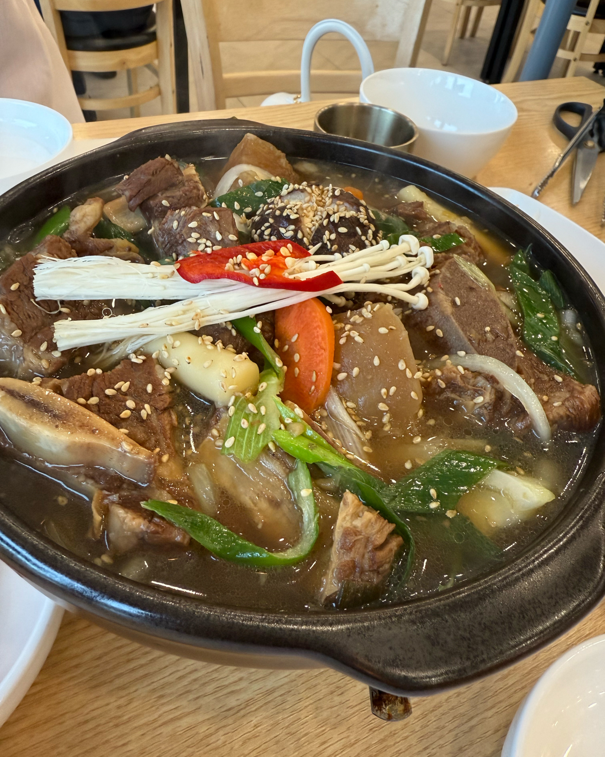 인터넷 블로그 보고 왔는데 맛있네요 너무 달지도 않고 자극적이지 않아서 입에 잘 맞았어요
