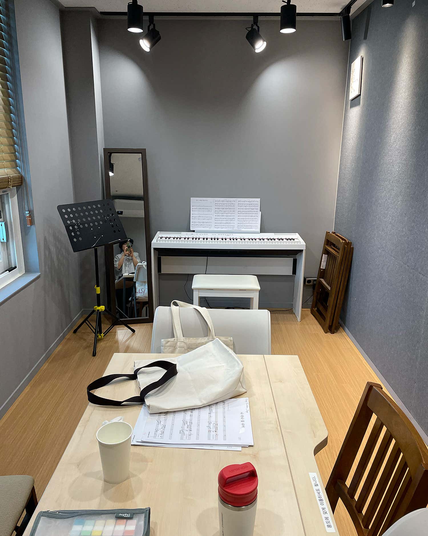 2번째 스튜디오 사진