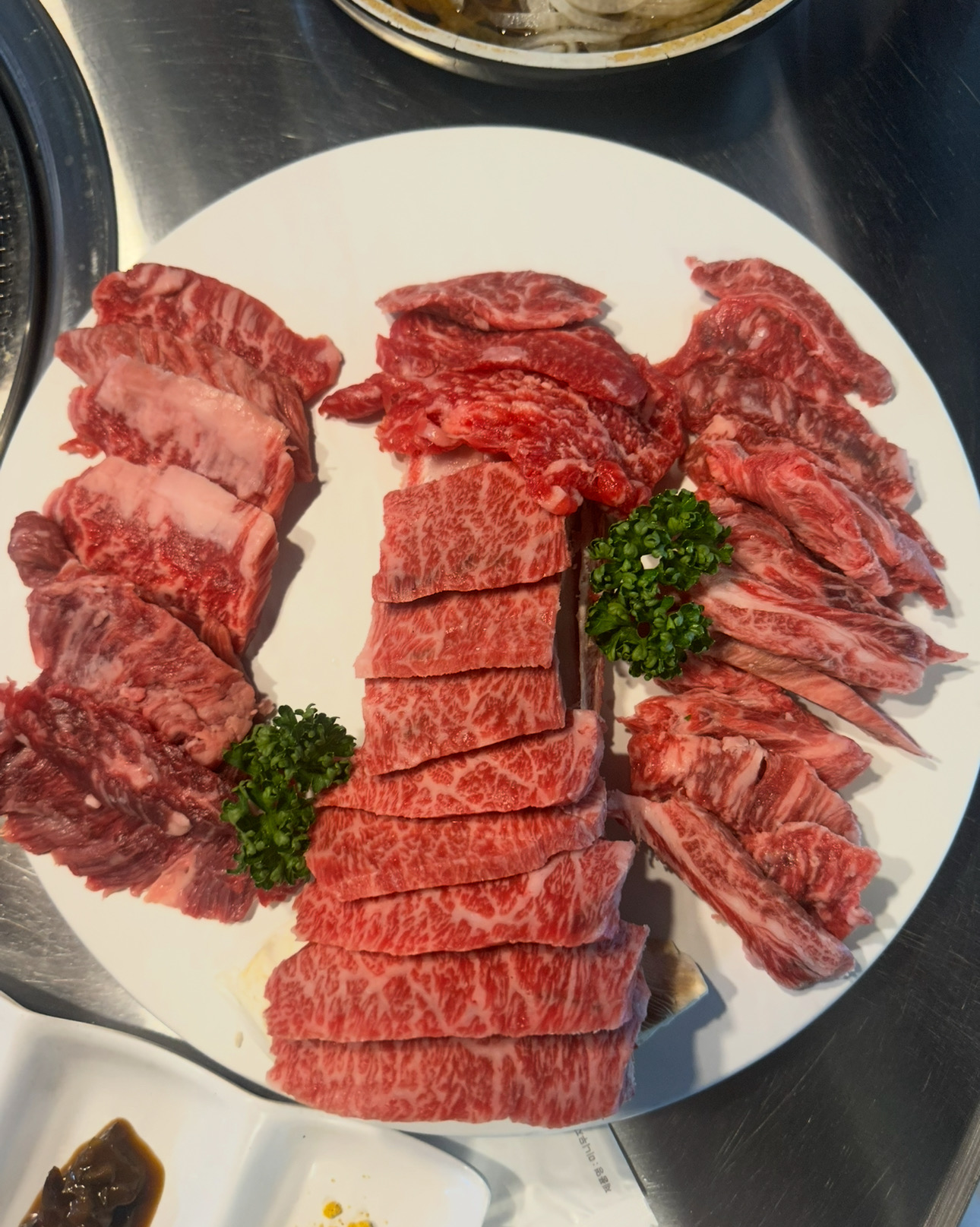 어머니모시고 왔는데 맛있다고 잘 드셨어요. 오랜만에 가게도 너무 예쁘고 맛있는데 와서 칭찬