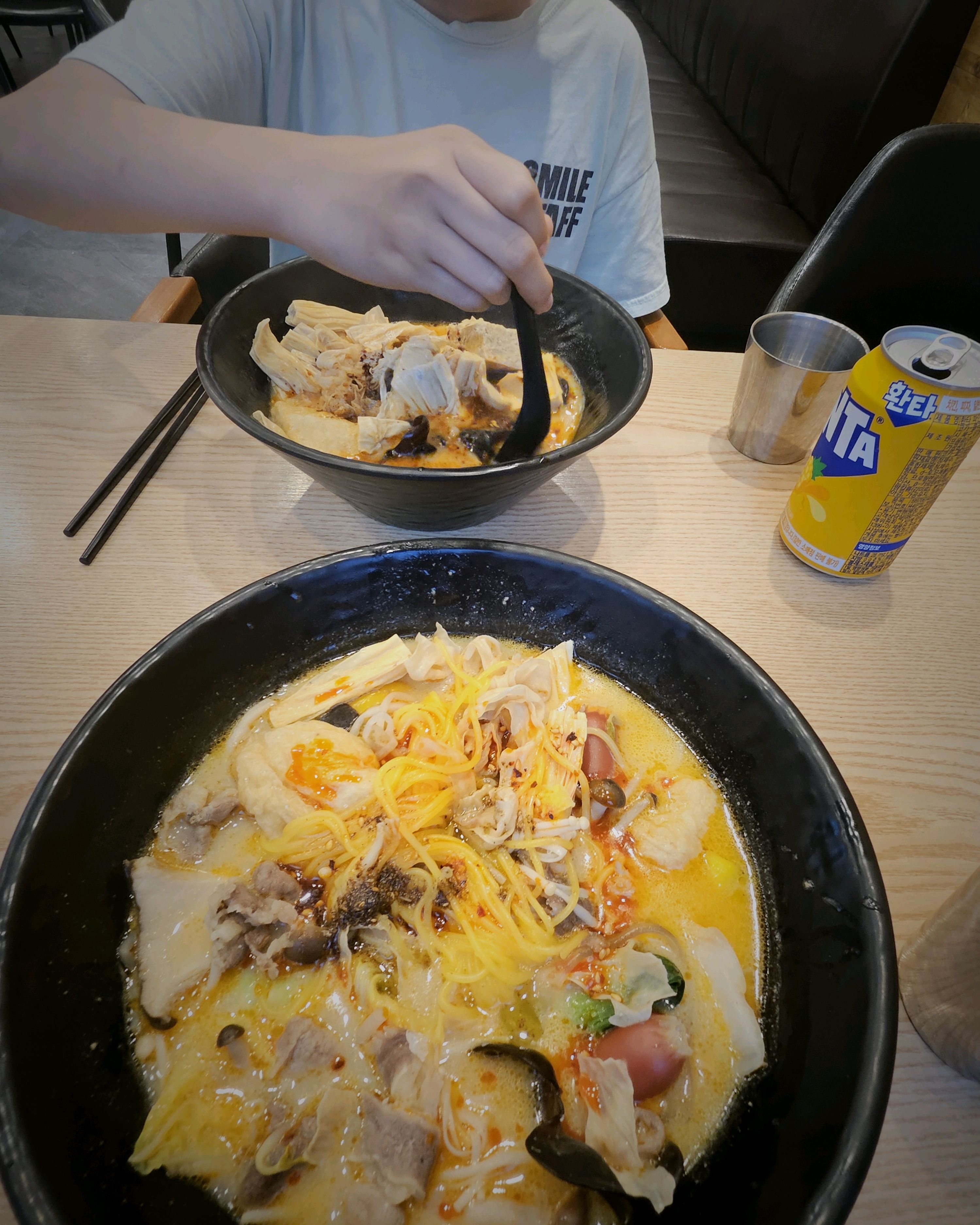 단골 마라탕집!!! 핸드메이드?가능한..내가 제조할수있는 마라탕ㅎㅎ 우린항상 각자 스타일대