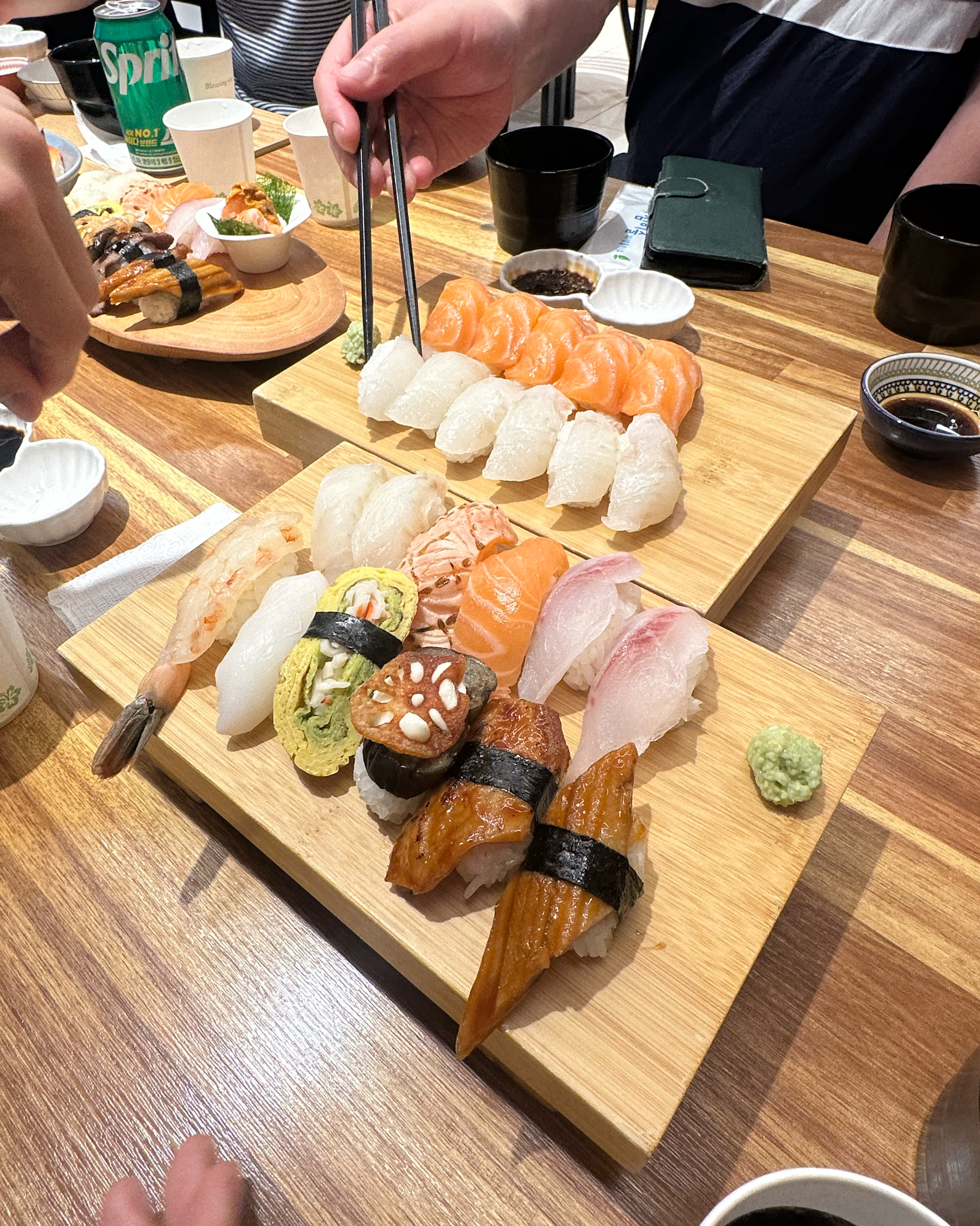 너무 맛있고 재료가 신선해서 좋아요ㅎㅎ 서비스도 많이 주시고ㅠㅠ🥺 앞으로 자주 올 거 같아