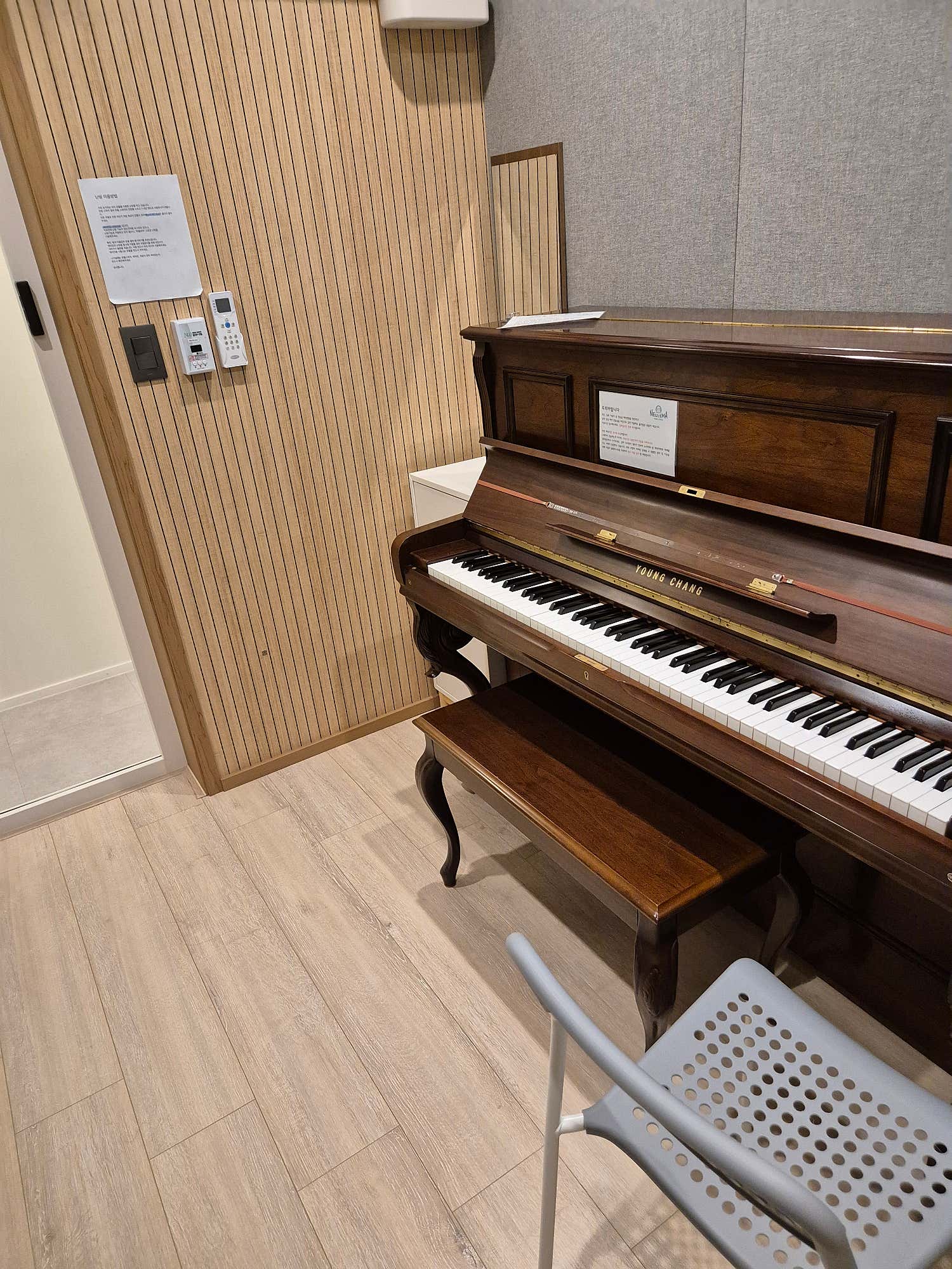 2번째 스튜디오 사진