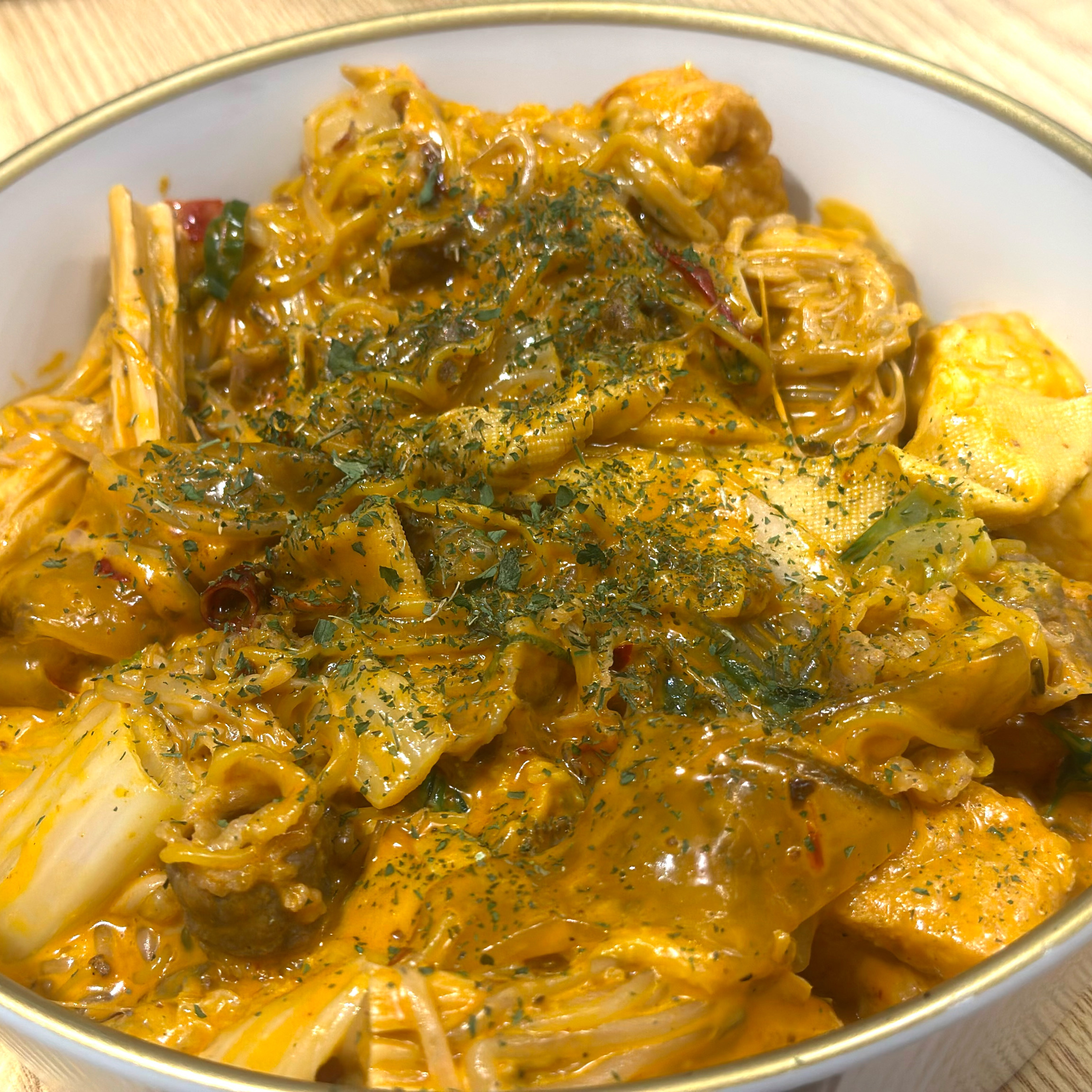 동부산 아울렛 쇼핑하다가 출출해서 우연히 들어간 마라섬🍲 푸드코트 근처 식당은 보통 맛이