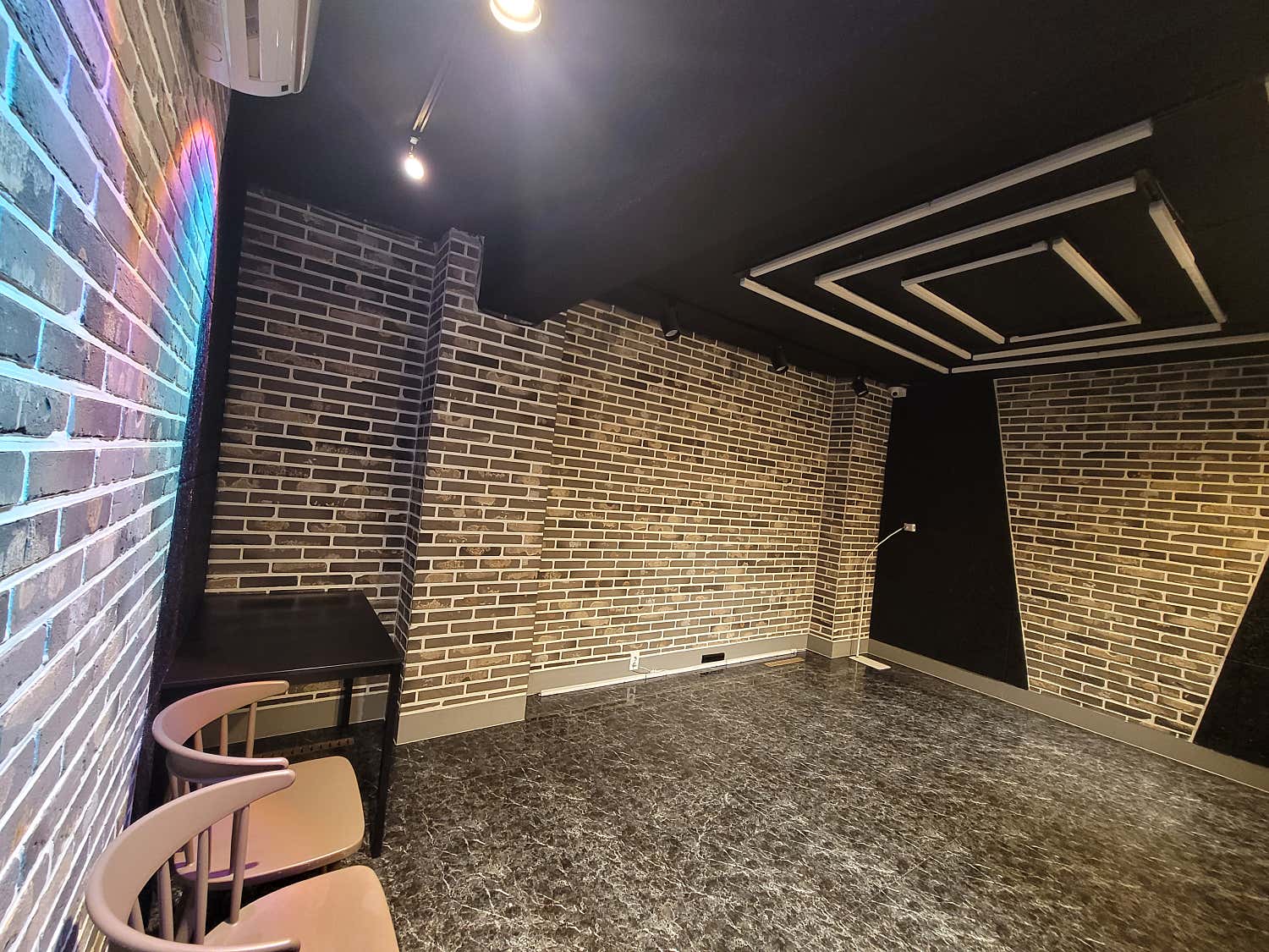 2번째 스튜디오 사진