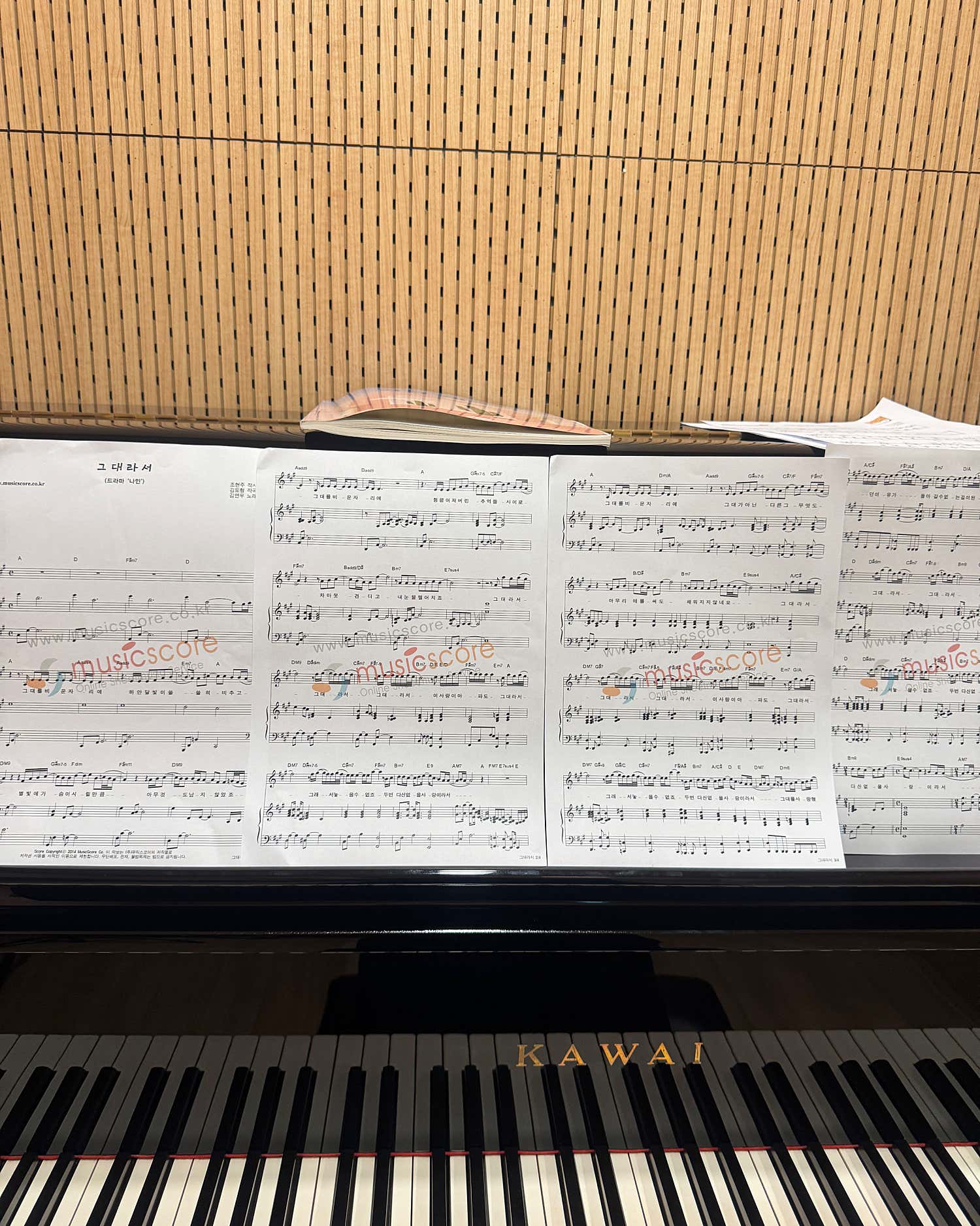 2번째 스튜디오 사진