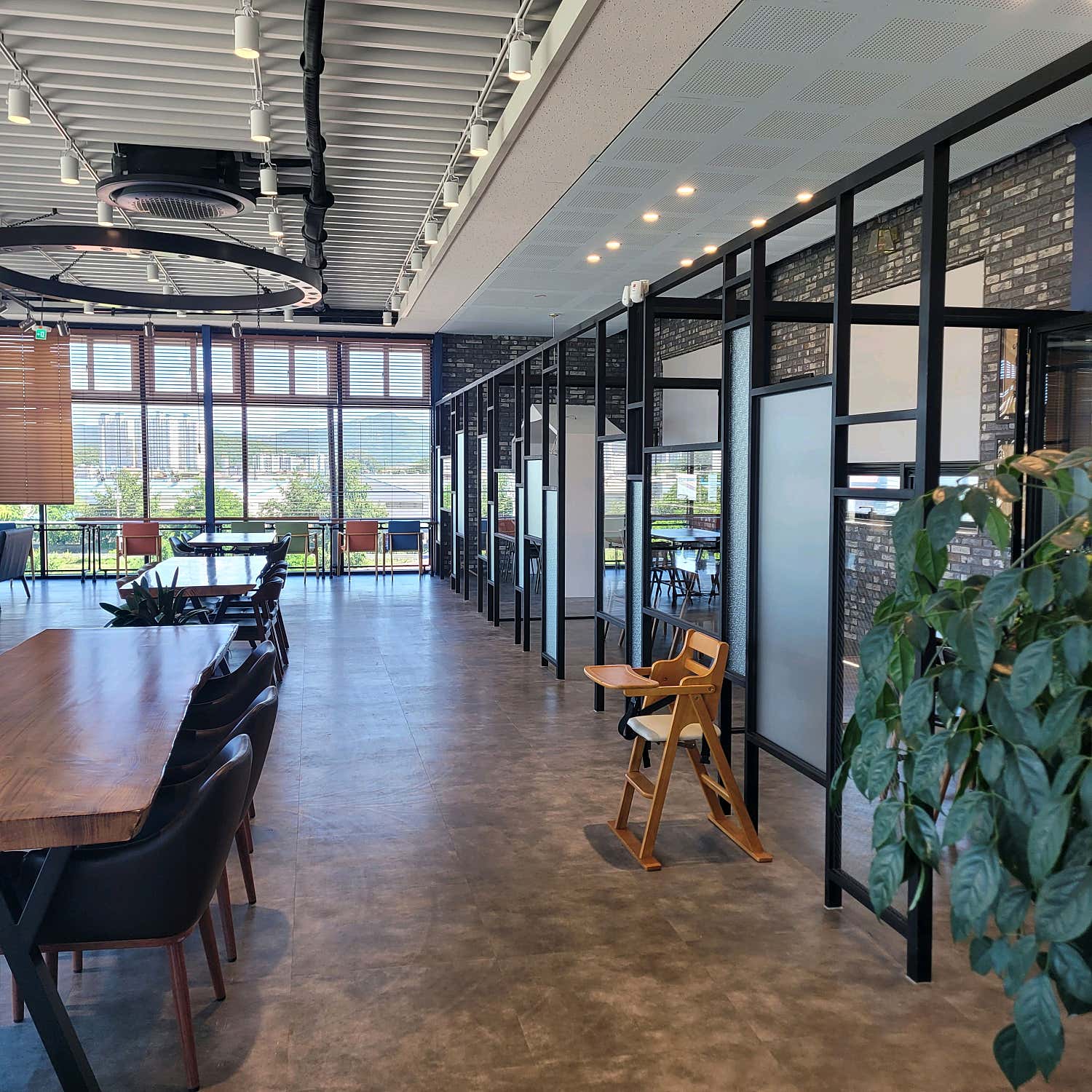 엘쏘울에스프레소 옥천 무화과 치아바타와 커피