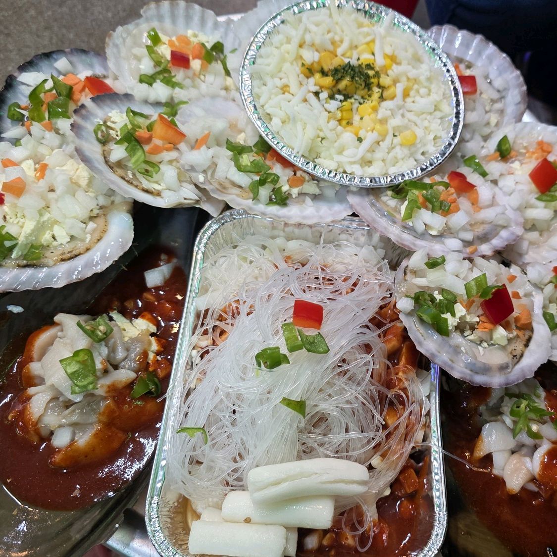 늦은 밤 감지해변 조개구이촌에서 찾은 찐맛집! - 부산 영도 울산댁만남