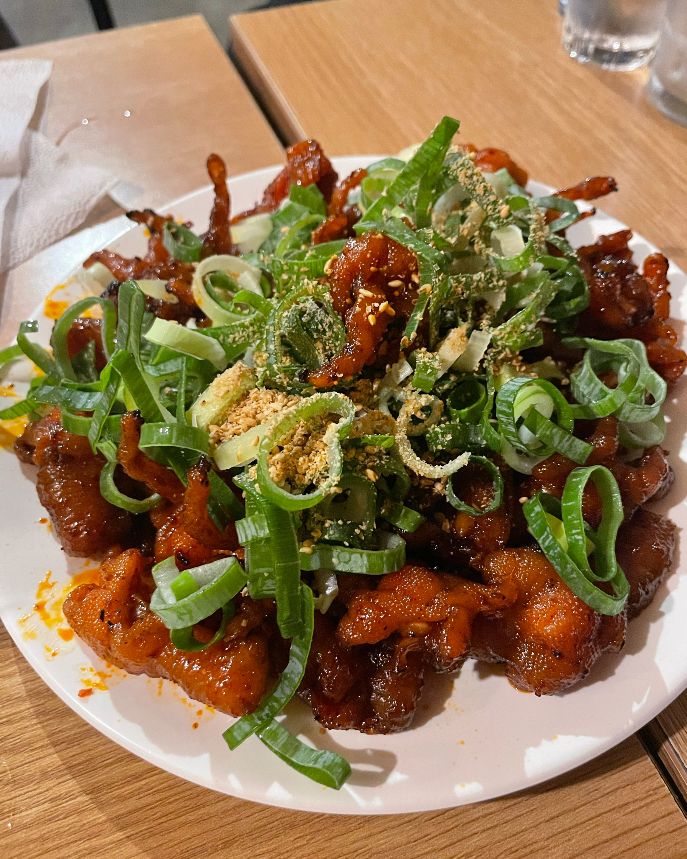 북적이는 내부 모습