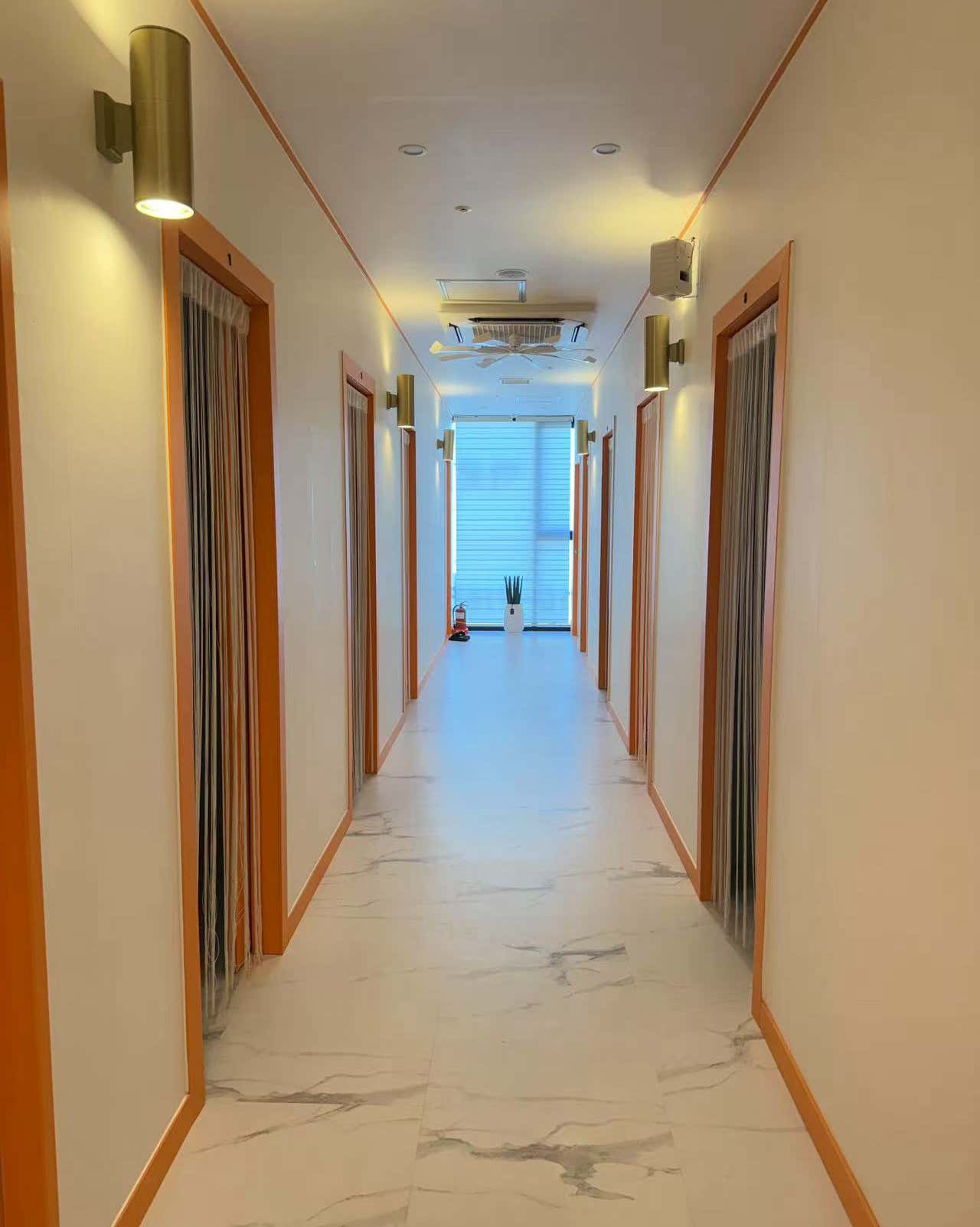 청담아로마 (예산) 매장 사진 10