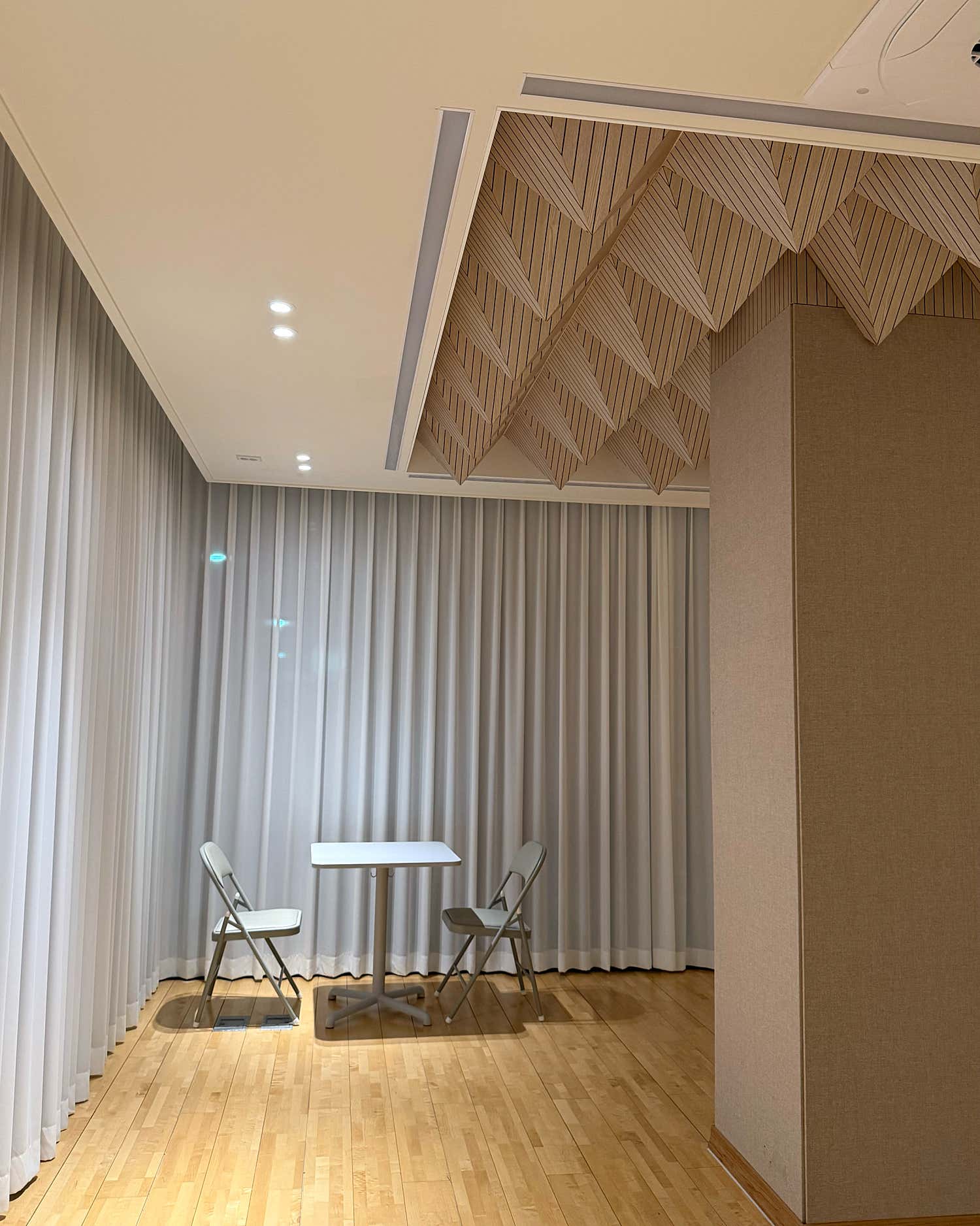 2번째 스튜디오 사진