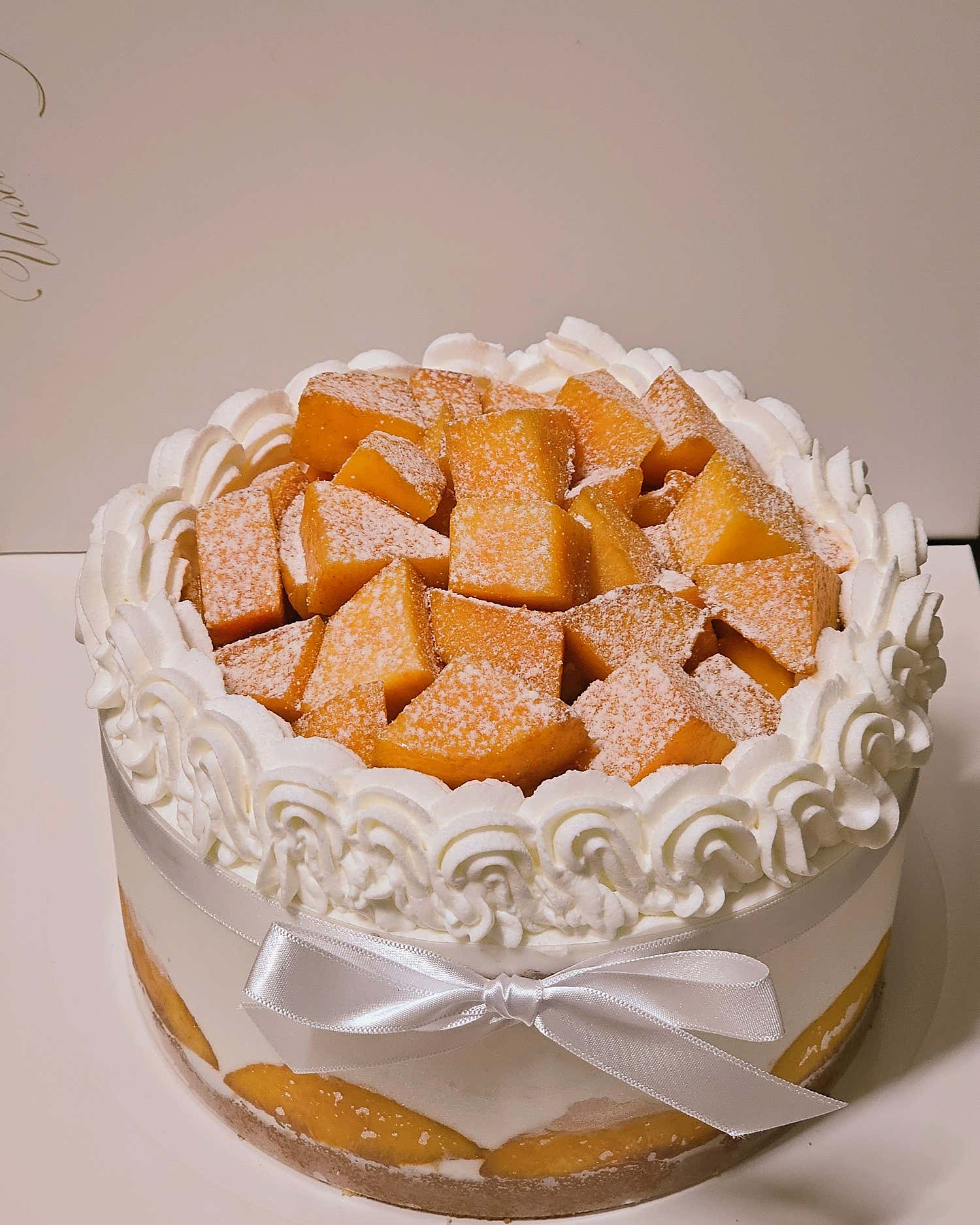 패멩베이커리 복숭아생크림케이크 전체