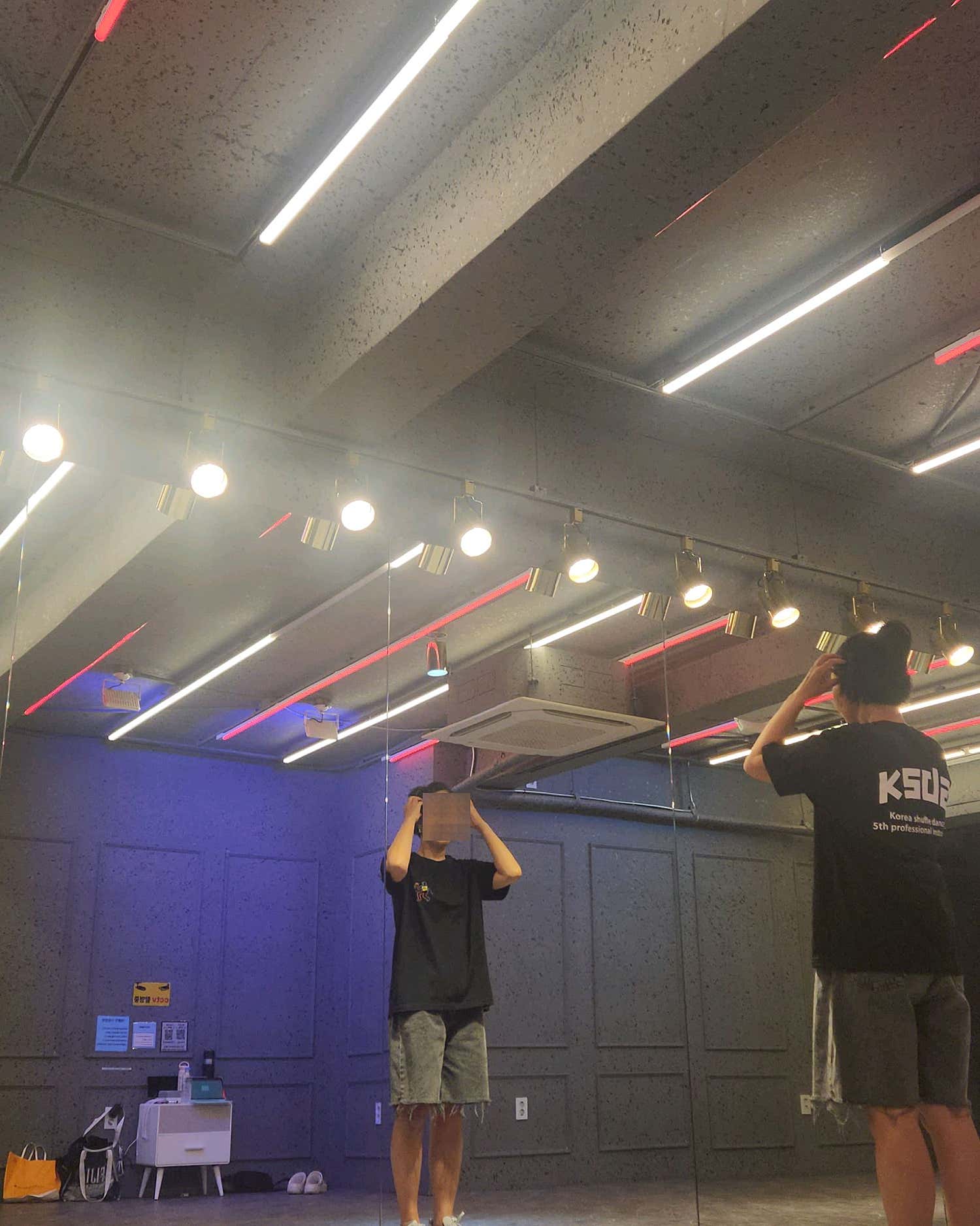 2번째 스튜디오 사진