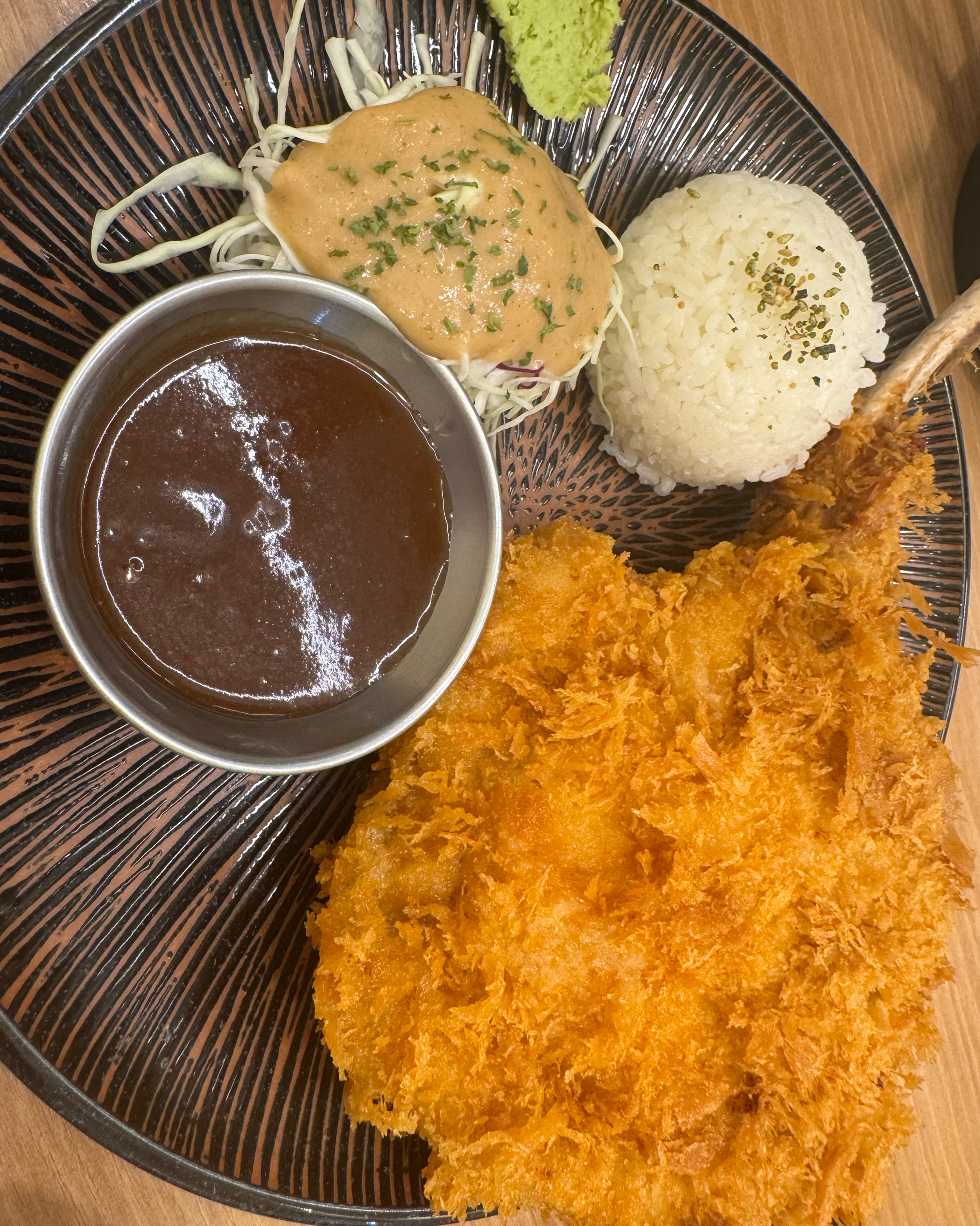 돈까스 유명한집으로 소식듣고 왔어요~ 토마호크 돈까스가 비주얼도 장난아니고 맛도 너무 좋네