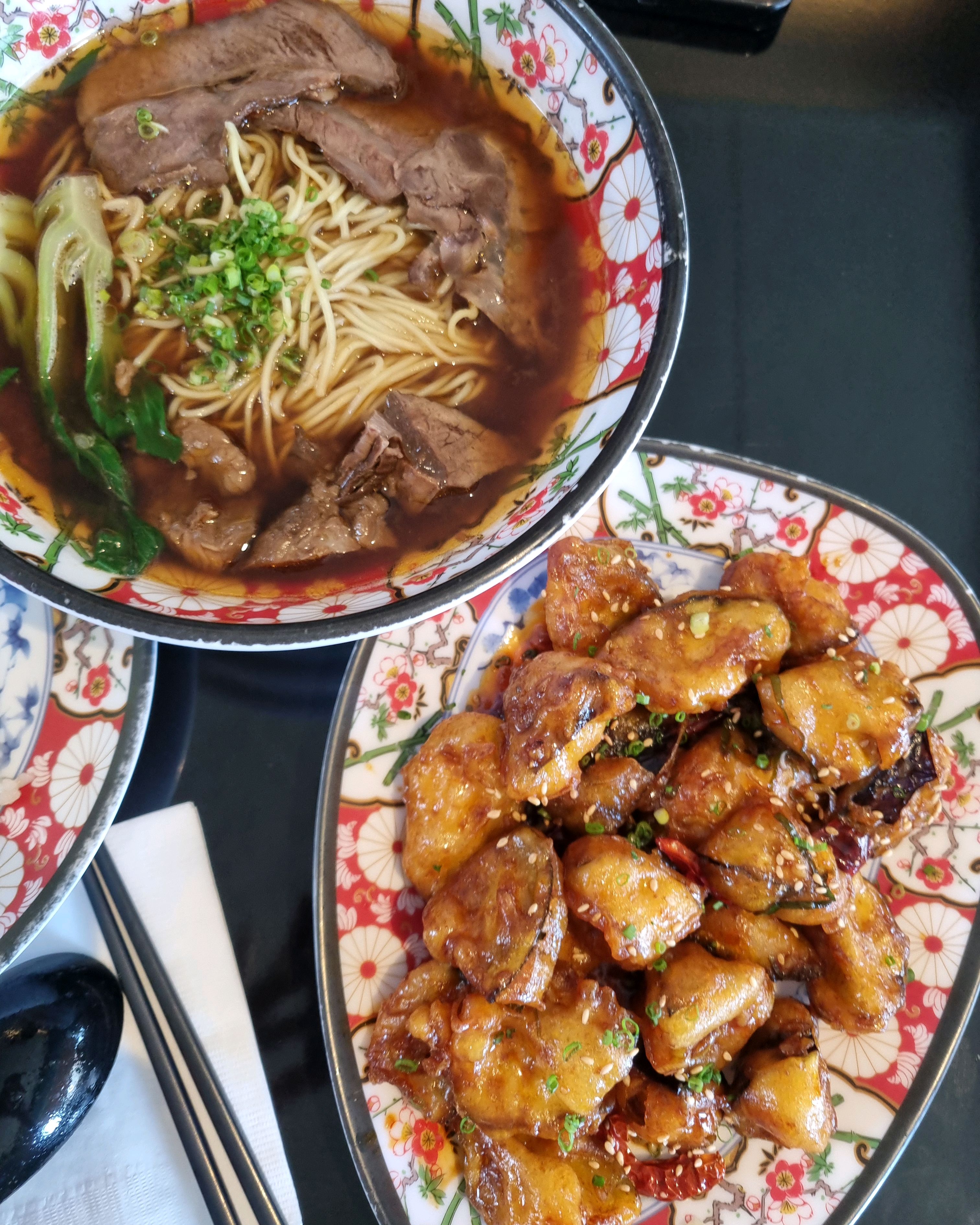 가지튀김 맛집이라고 해서 와봤어요 - 부산 영도 또시아