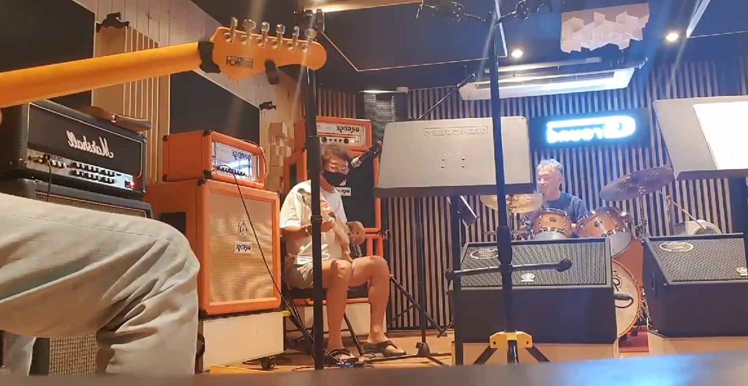 2번째 스튜디오 사진