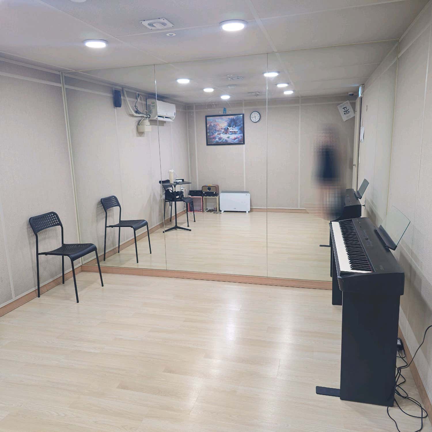 2번째 스튜디오 사진